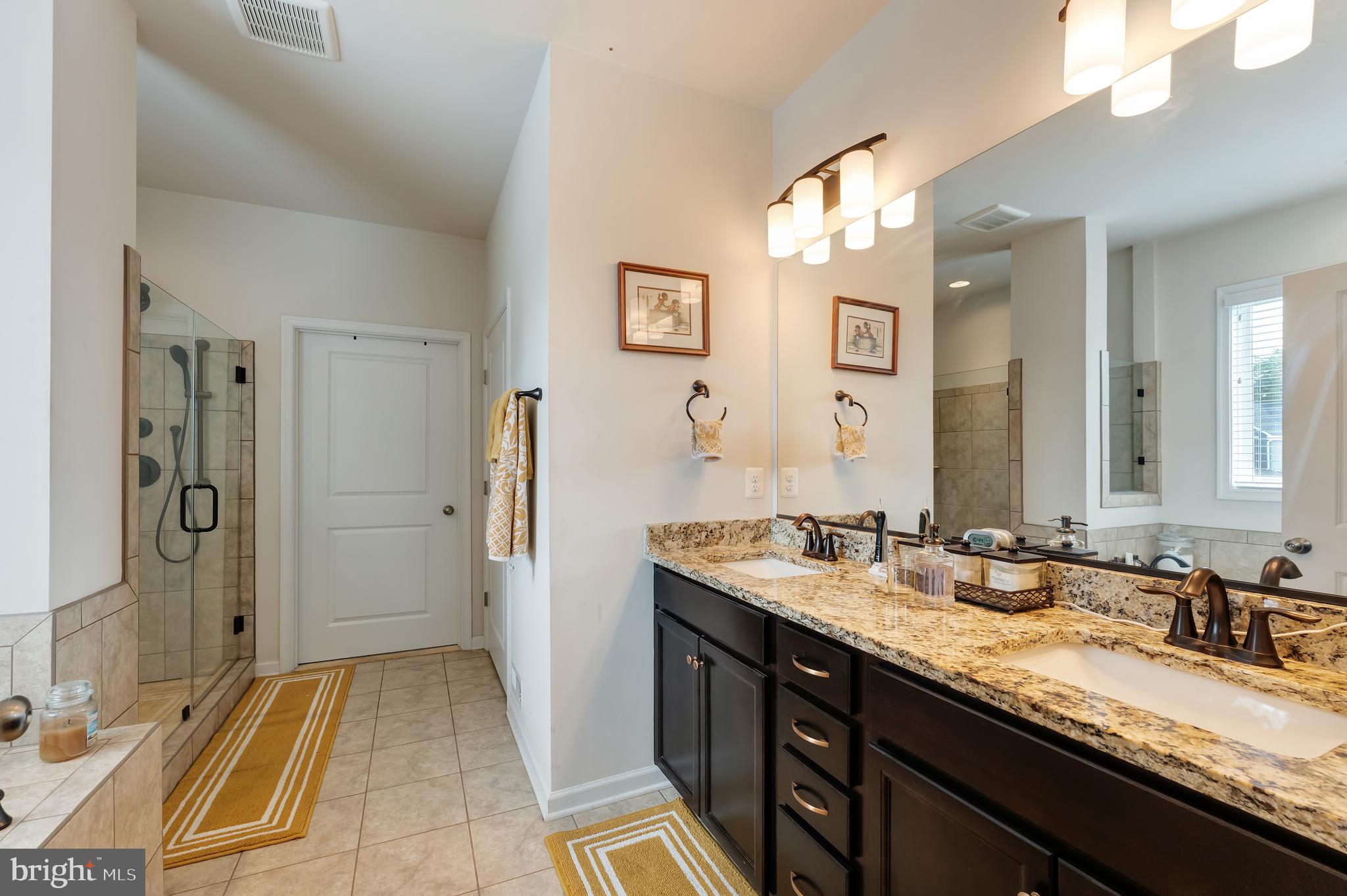 11726 Robin Woods Cir