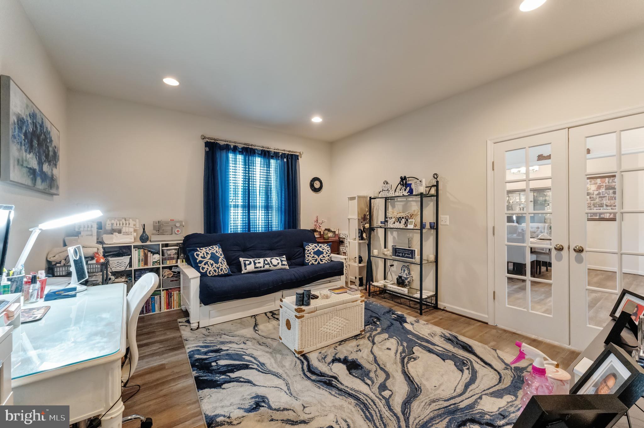 11726 Robin Woods Cir