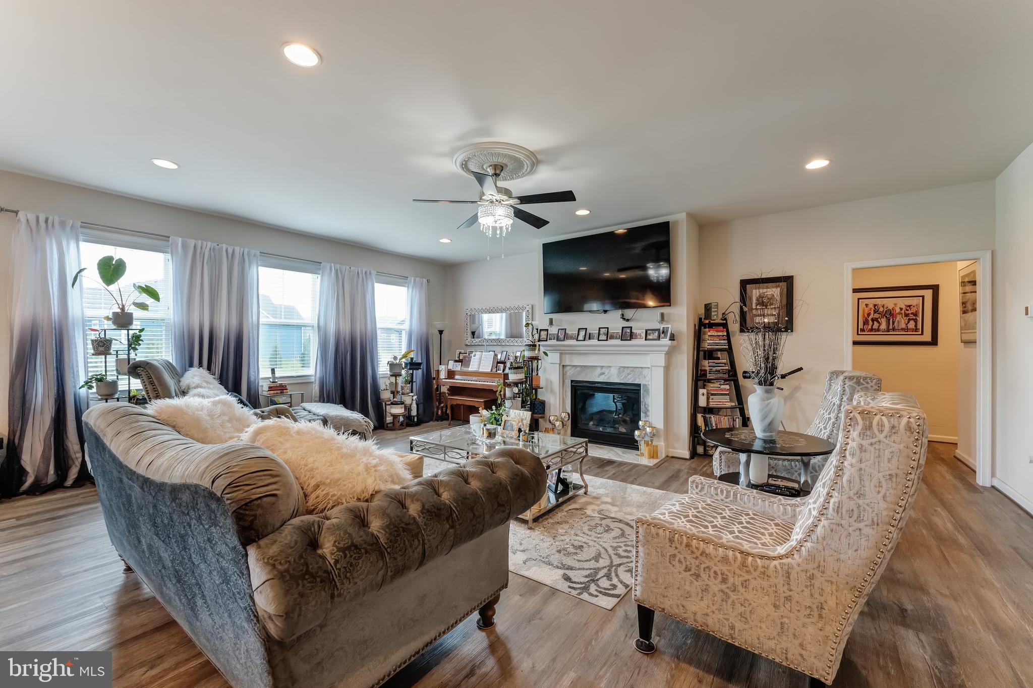 11726 Robin Woods Cir