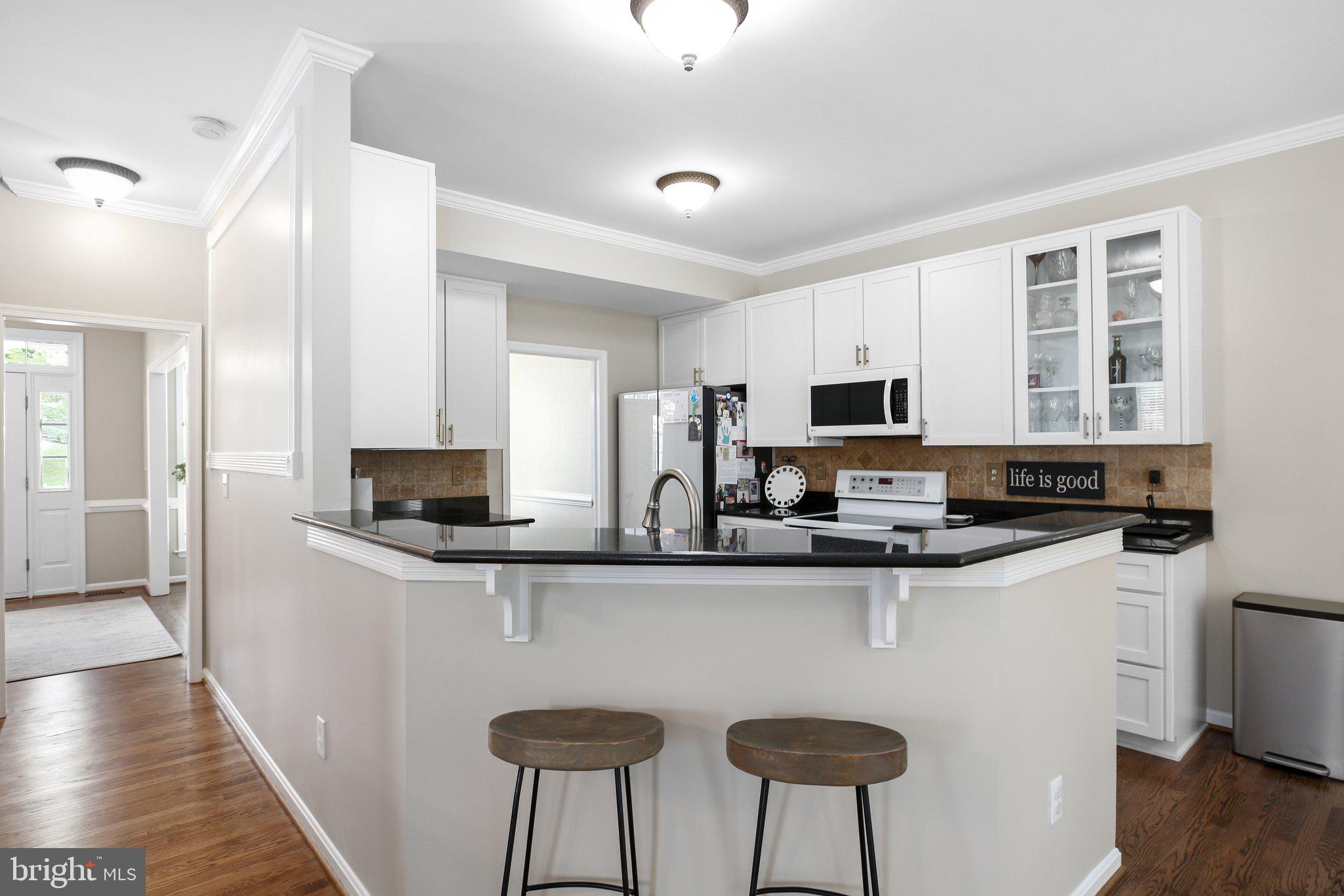 6101 W Melody Ct