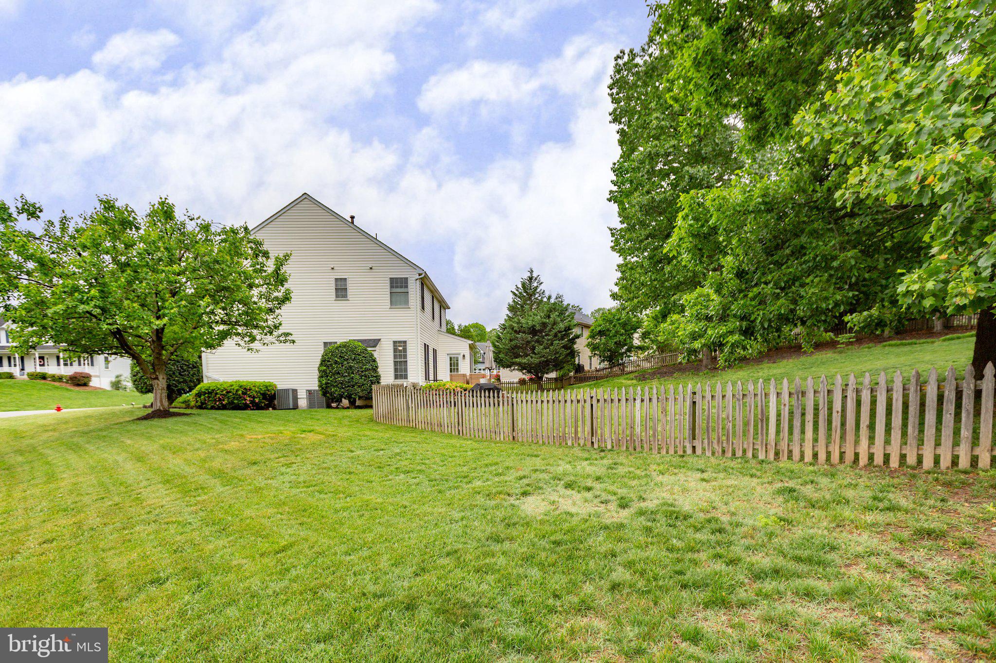 6101 W Melody Ct