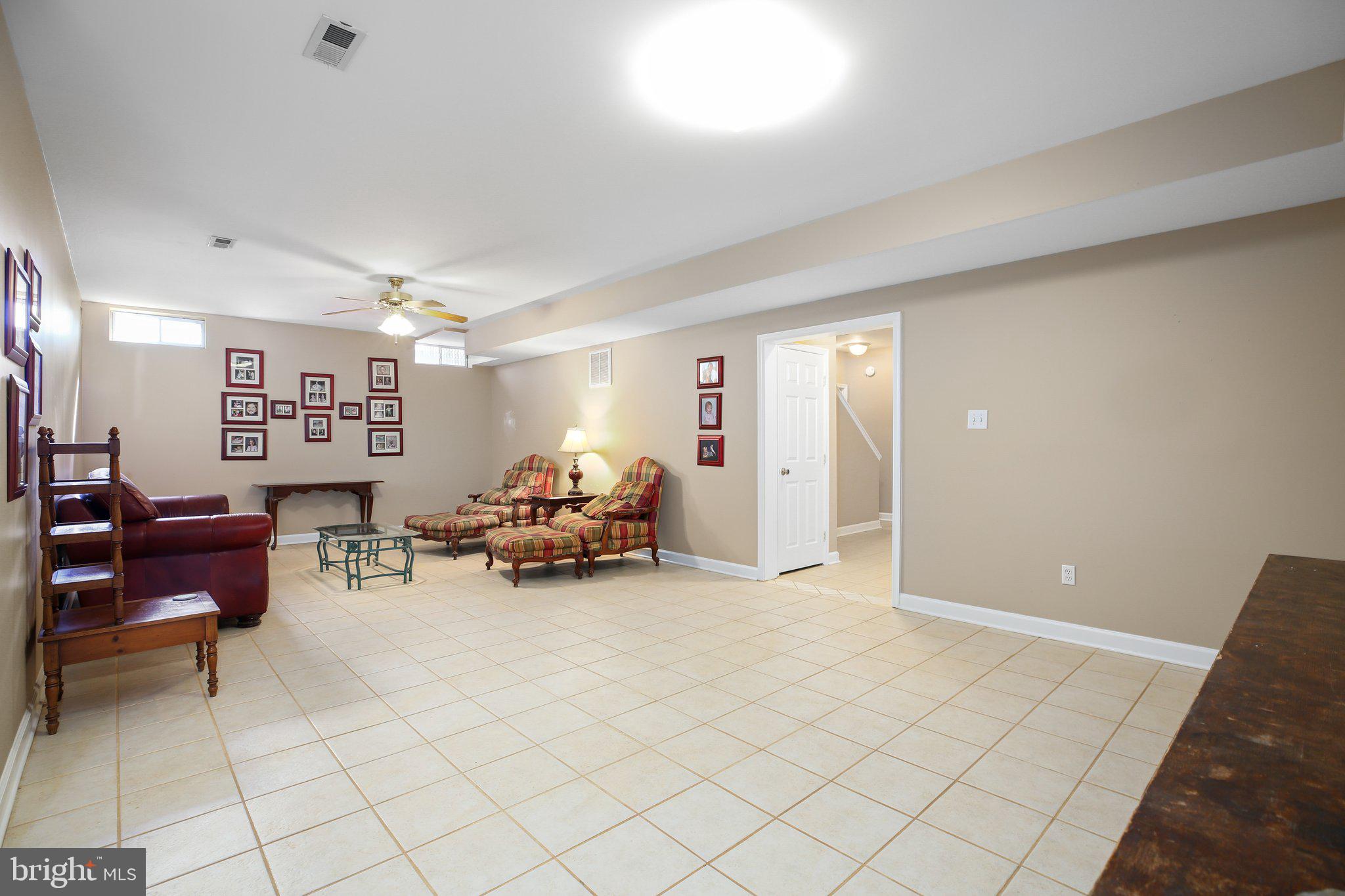6101 W Melody Ct