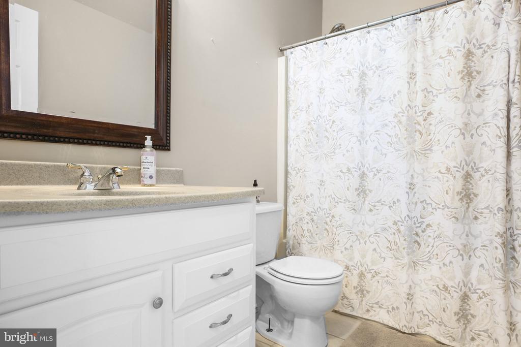 6101 W Melody Ct