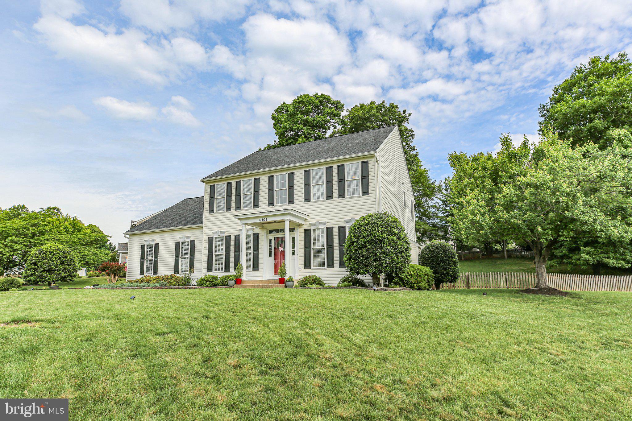 6101 W Melody Ct