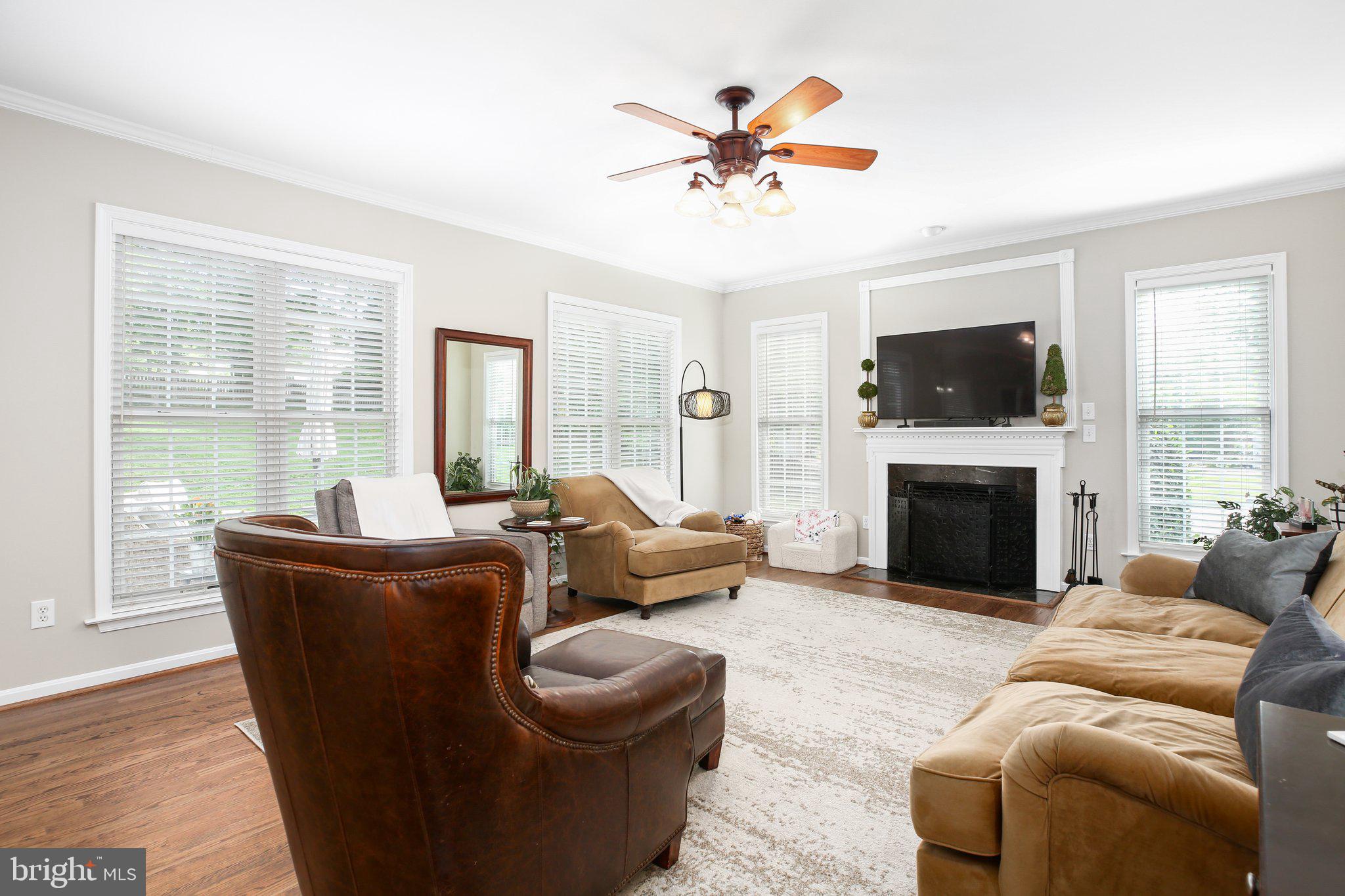 6101 W Melody Ct