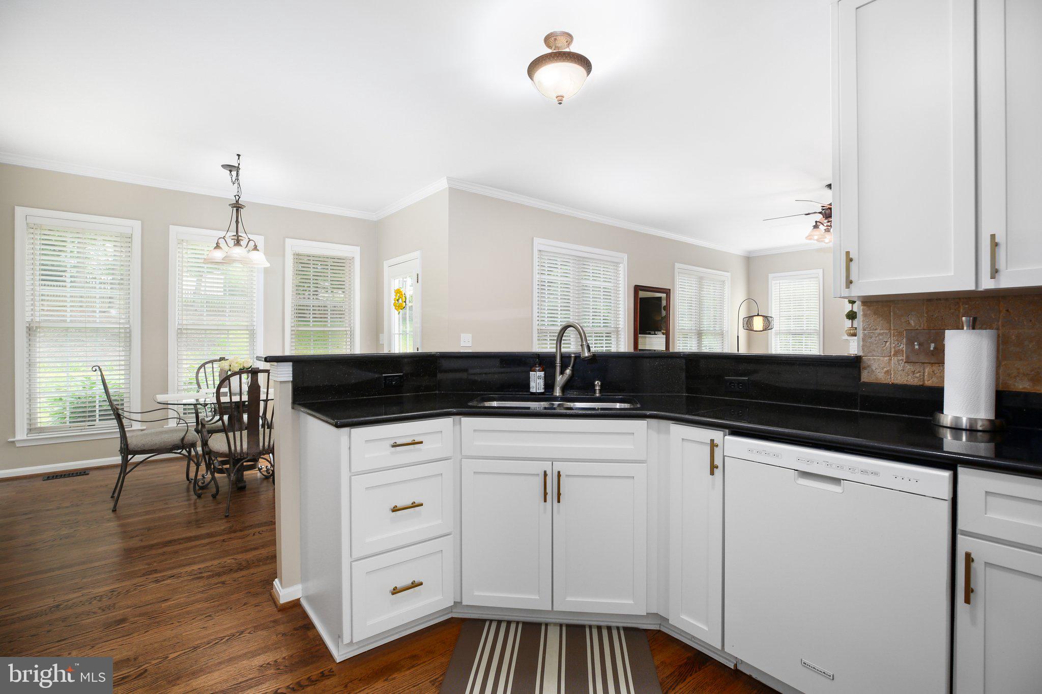 6101 W Melody Ct