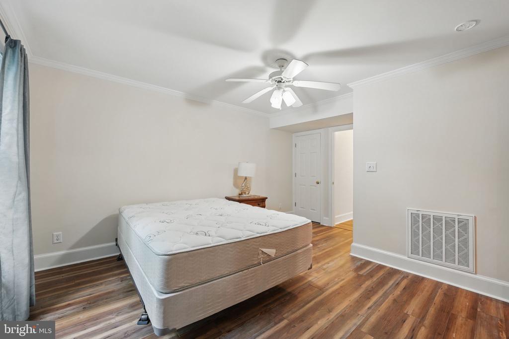 10104 BLANDFIELD LANE