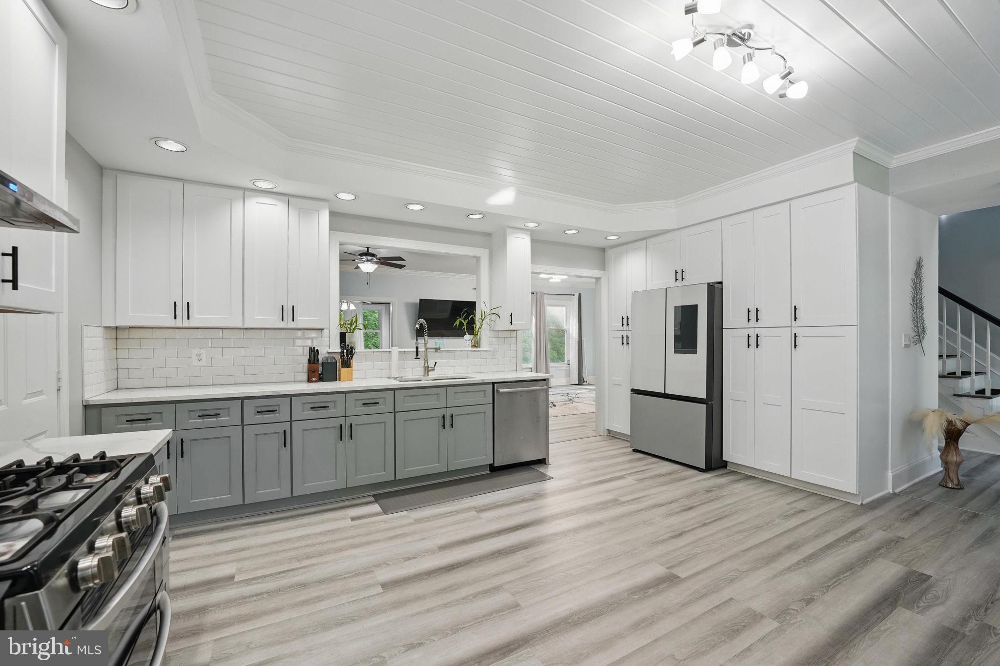 10104 BLANDFIELD LANE