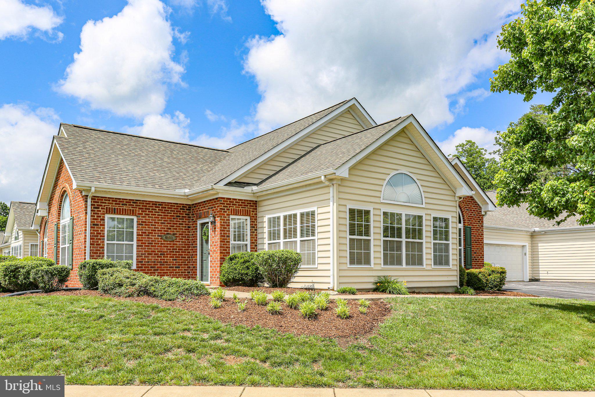 6231 Autumn Leaf Dr
