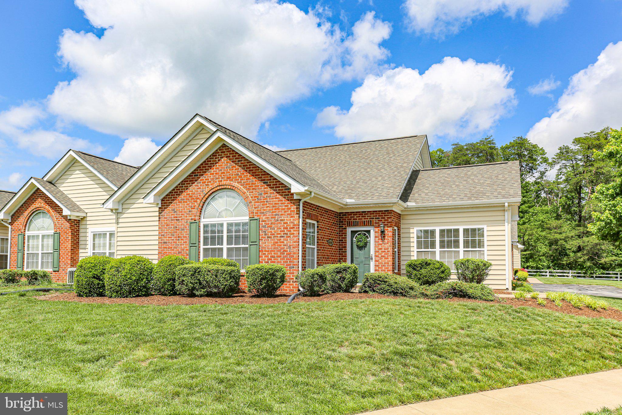 6231 Autumn Leaf Dr