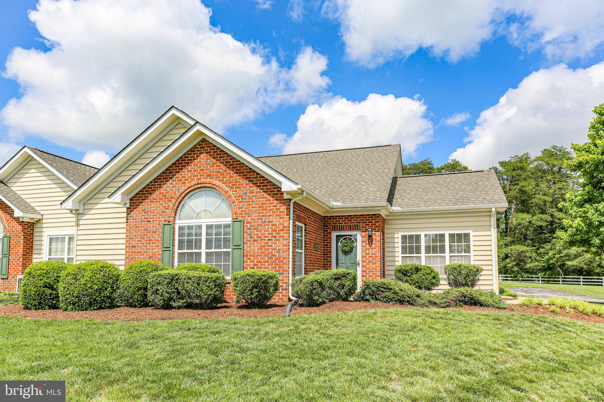 6231 Autumn Leaf Dr