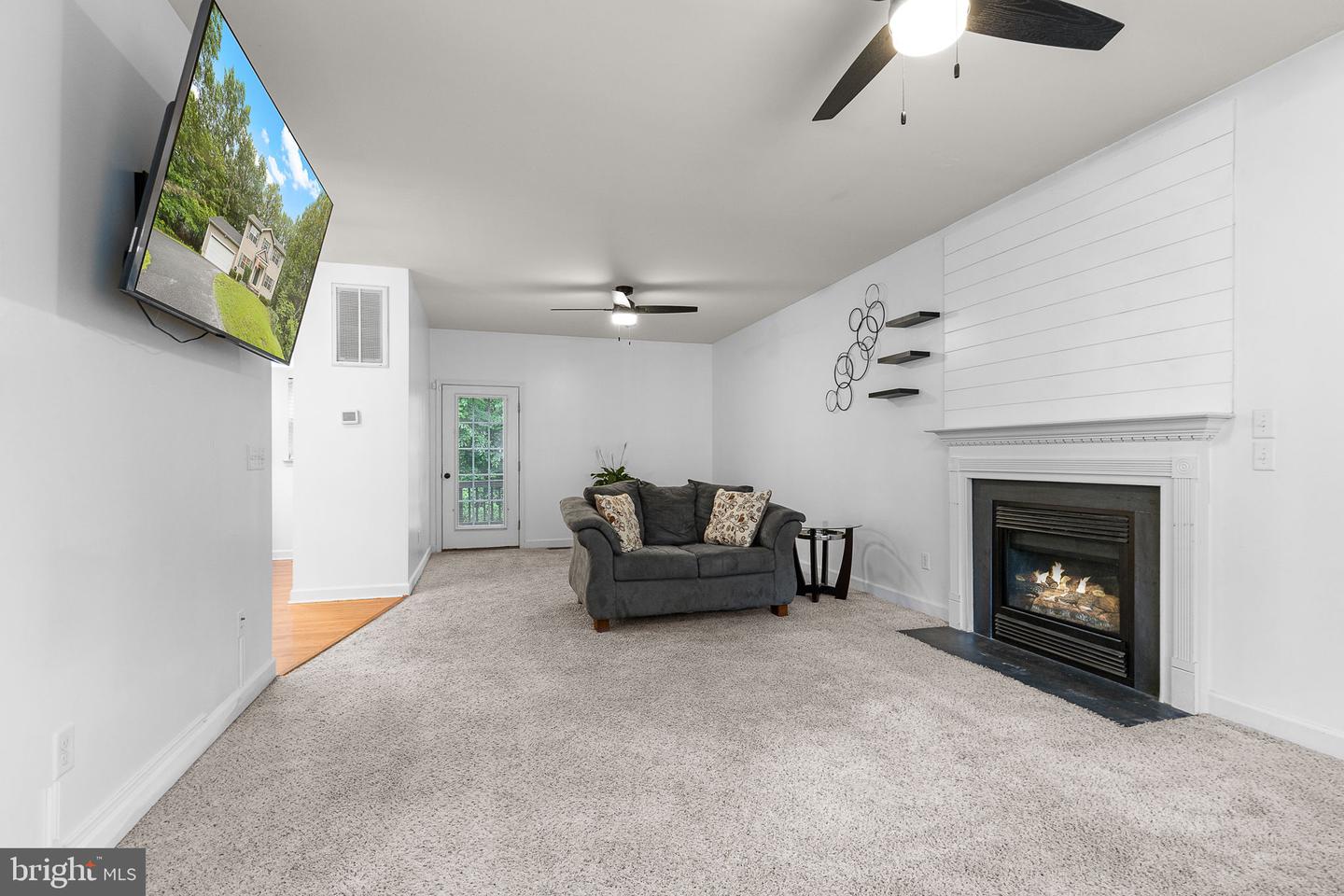 9900 Wellford Ct