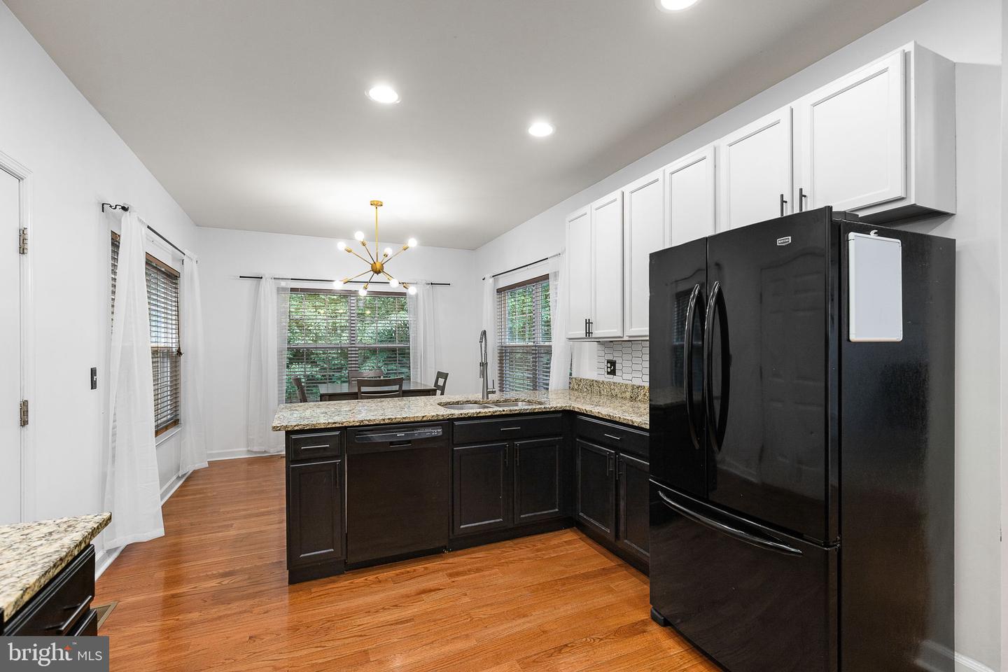 9900 Wellford Ct