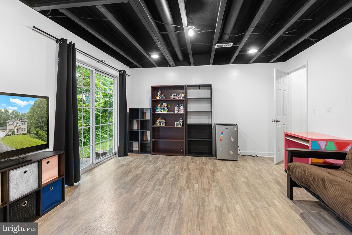 9900 Wellford Ct