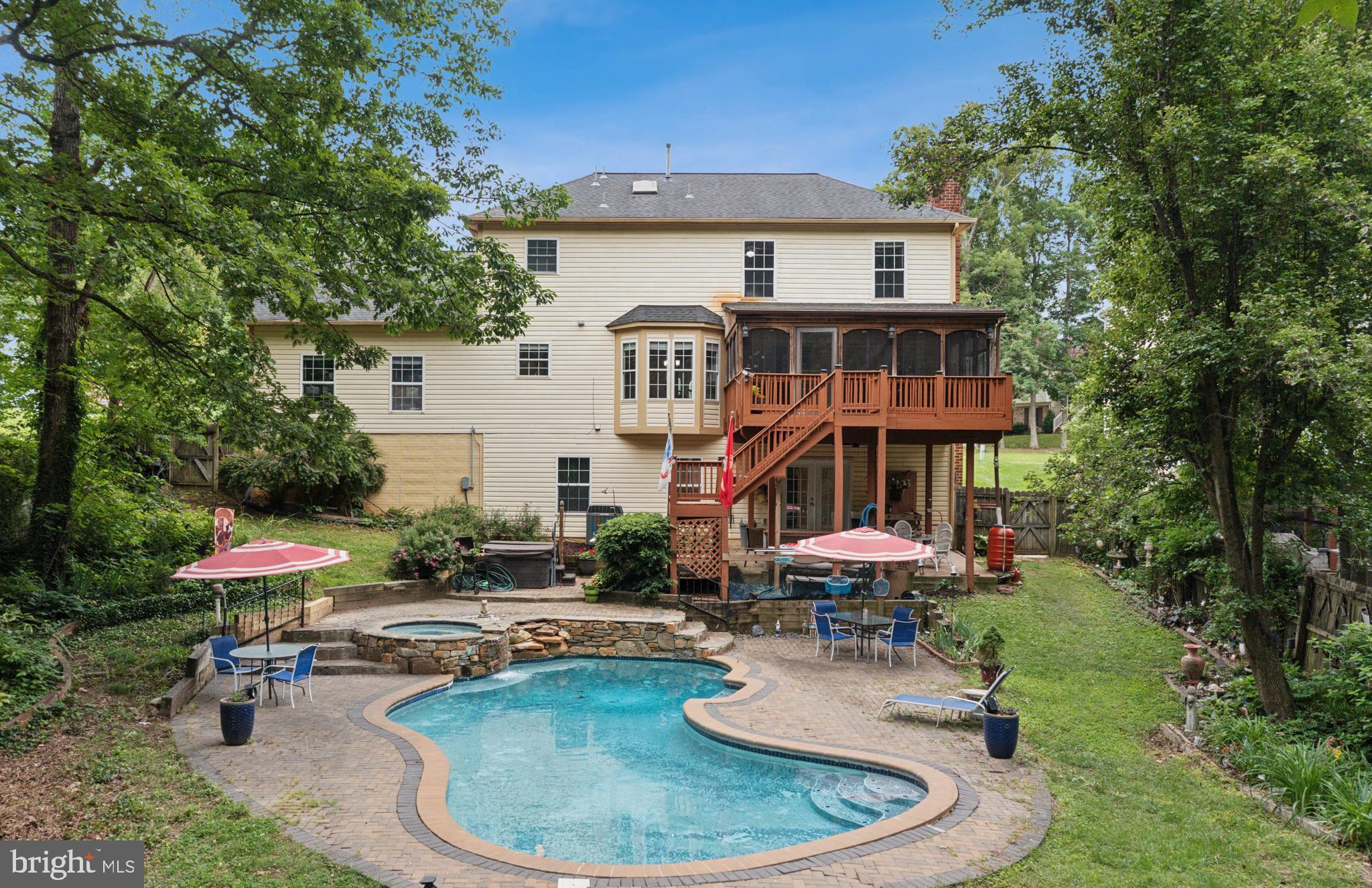 3803 FALLWOOD LANE