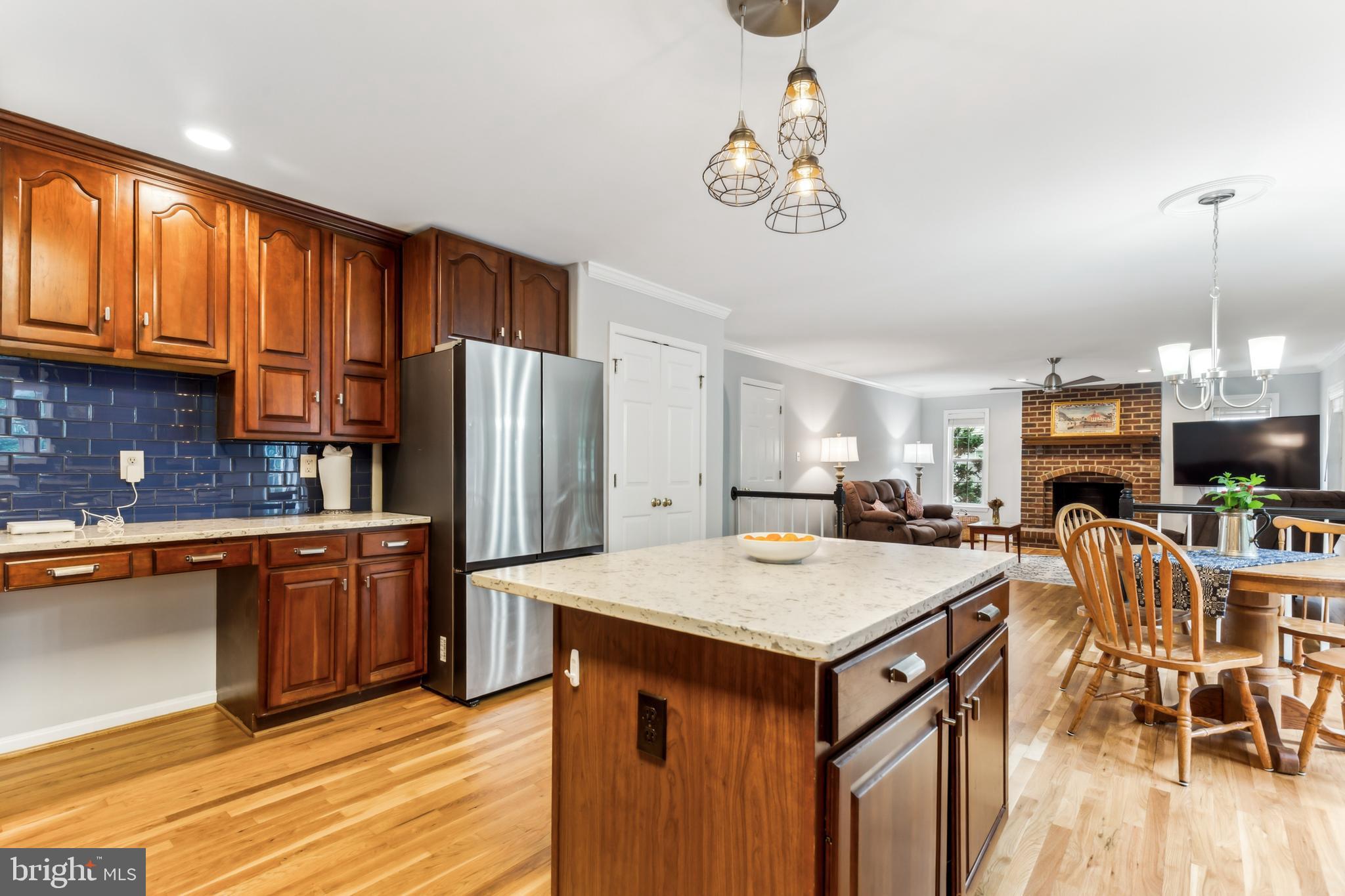3803 FALLWOOD LANE