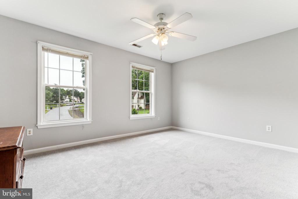 3803 FALLWOOD LANE