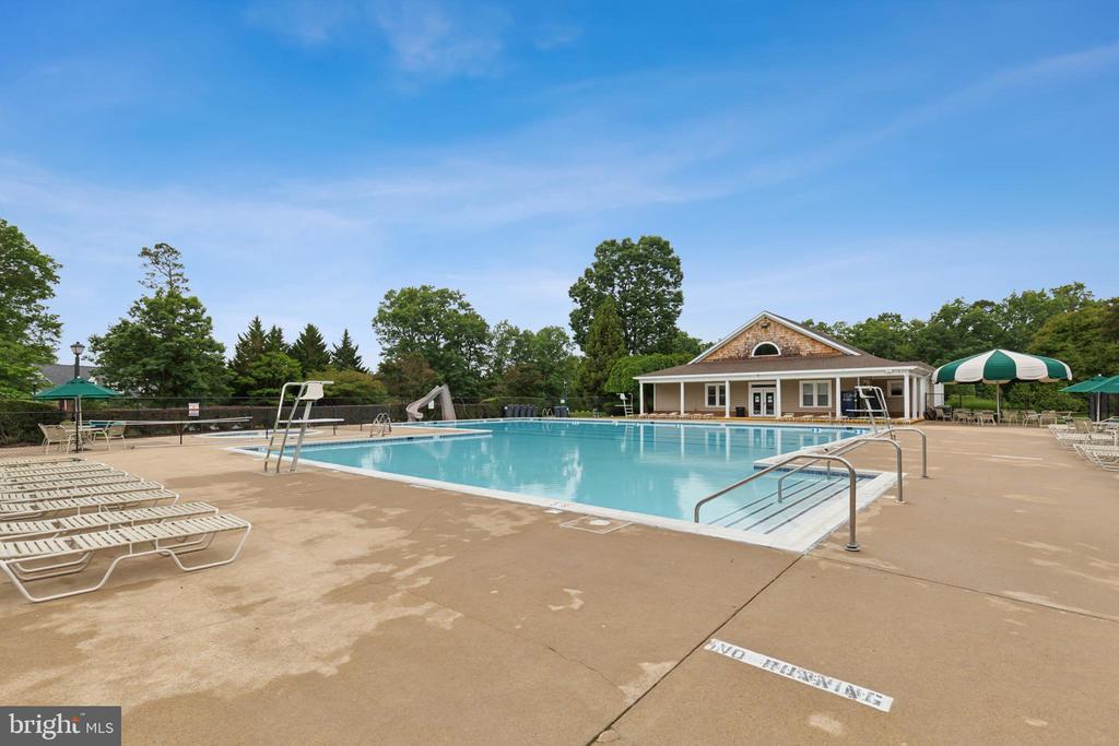 3803 FALLWOOD LANE