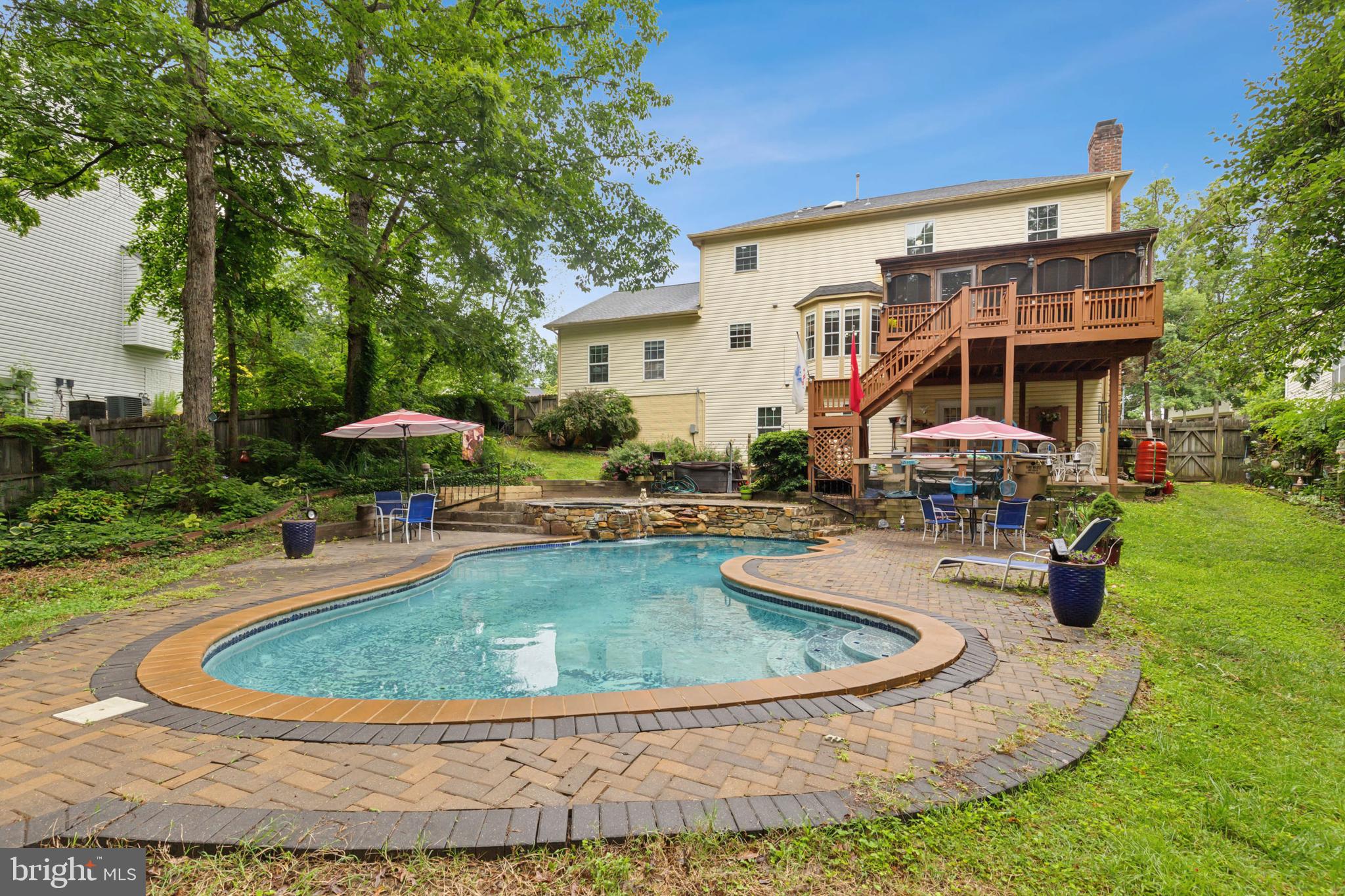 3803 FALLWOOD LANE