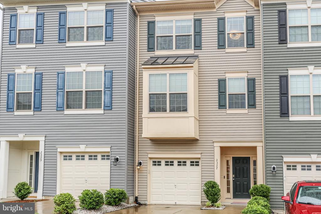 2327 Champions Way