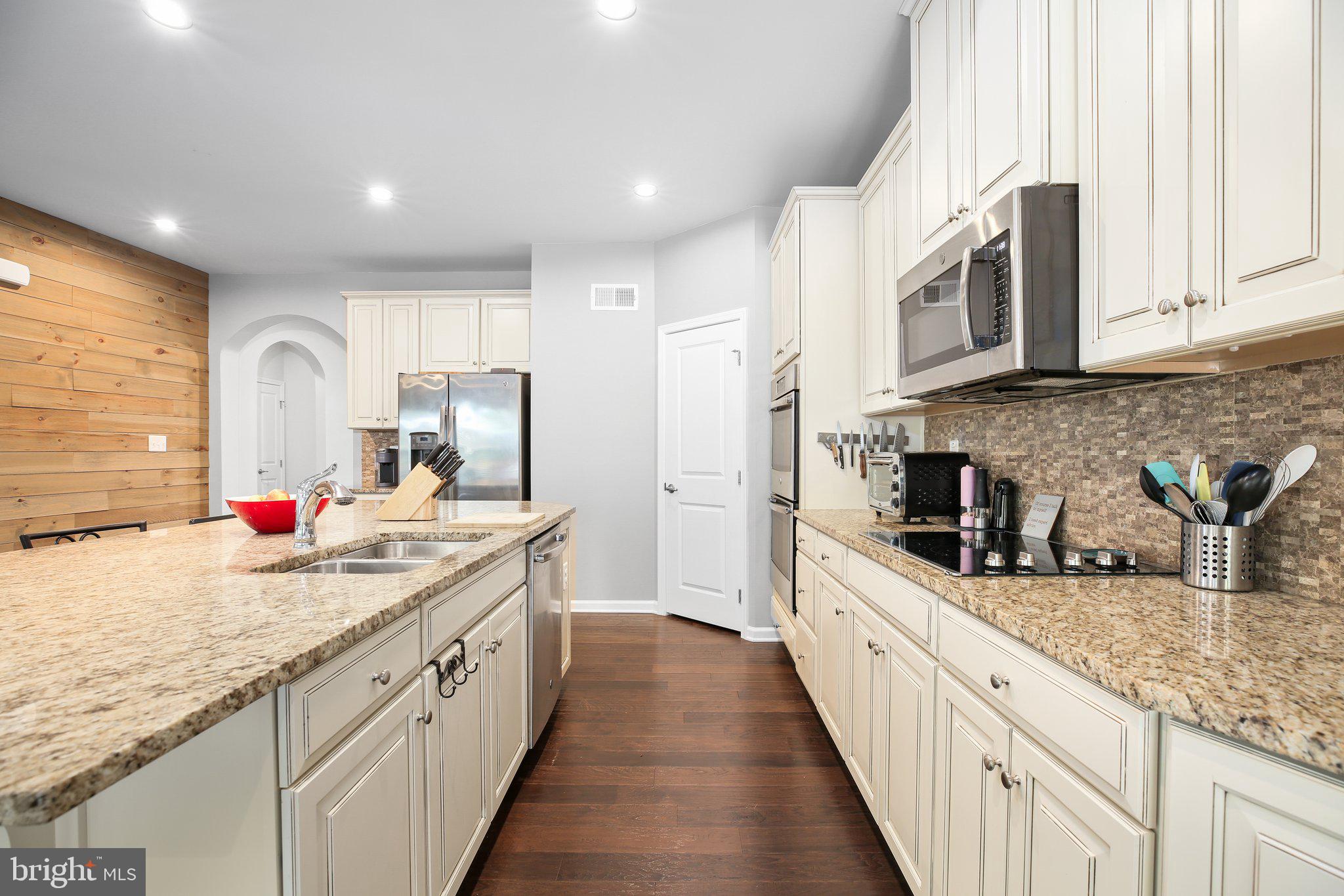 8722 WILMORE LANE