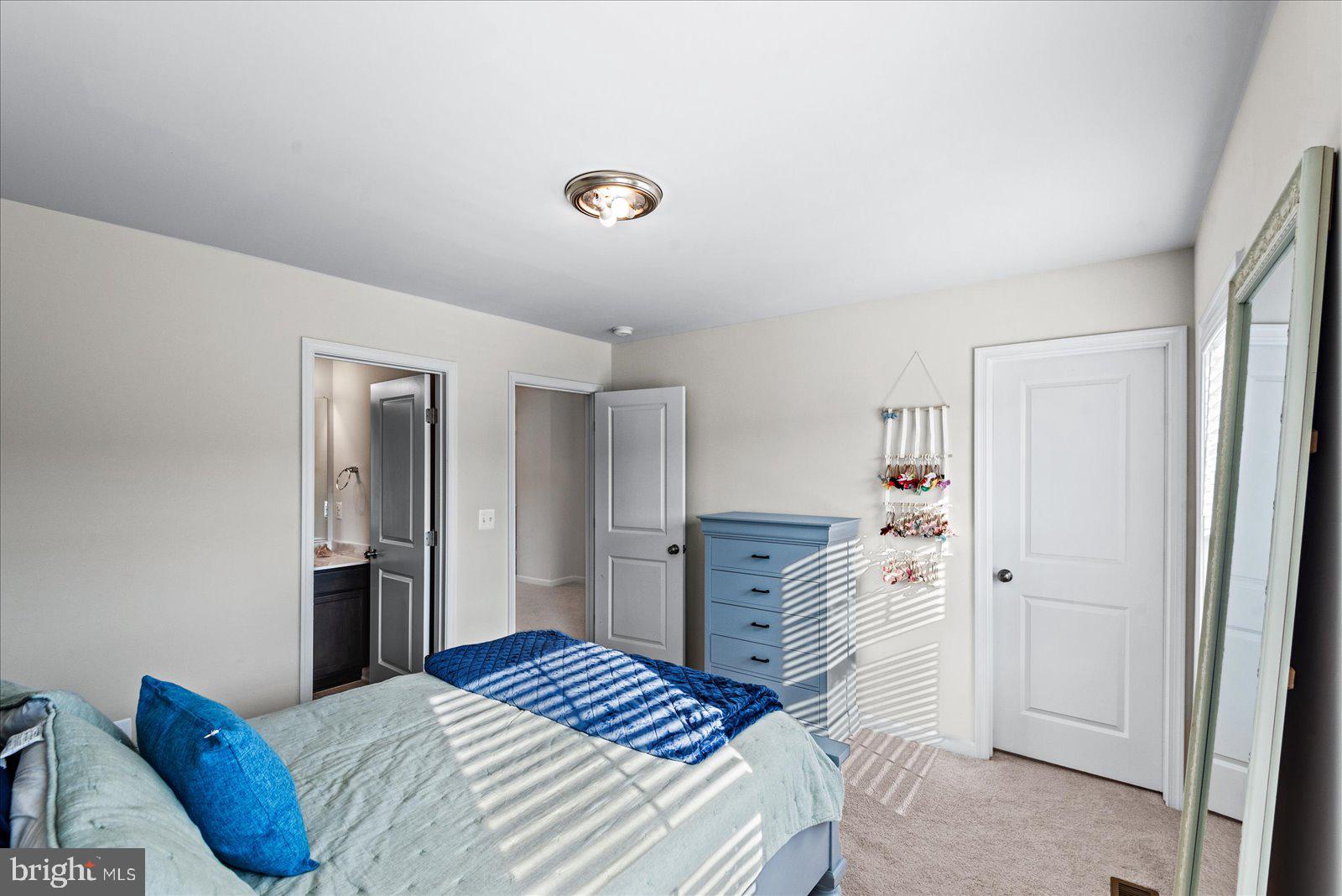 9717 Rockwell Rd