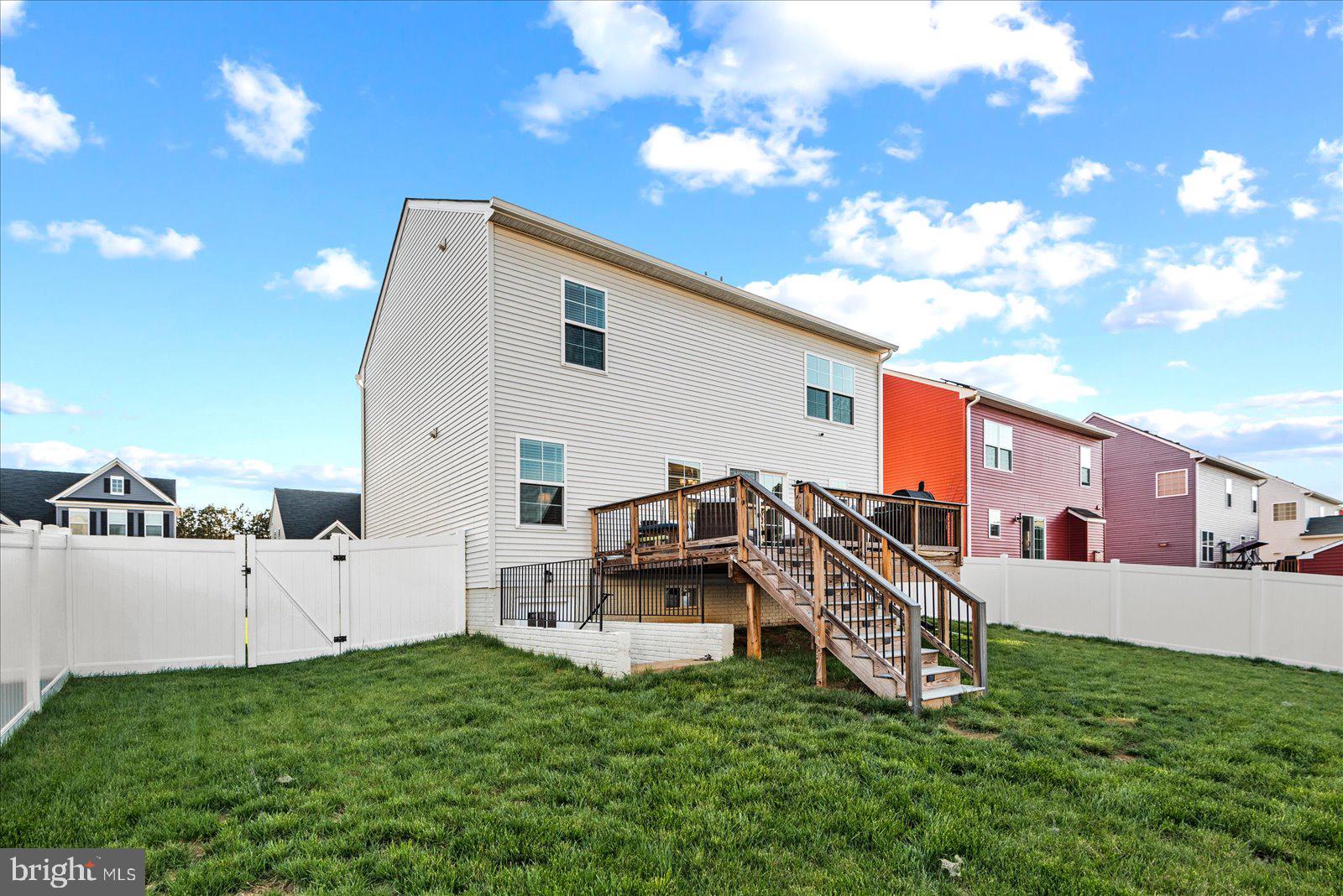 9717 Rockwell Rd