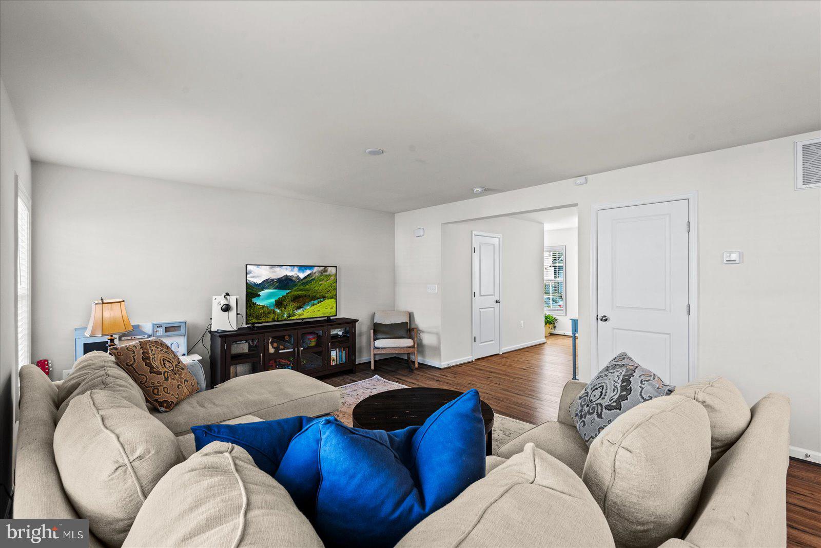 9717 Rockwell Rd