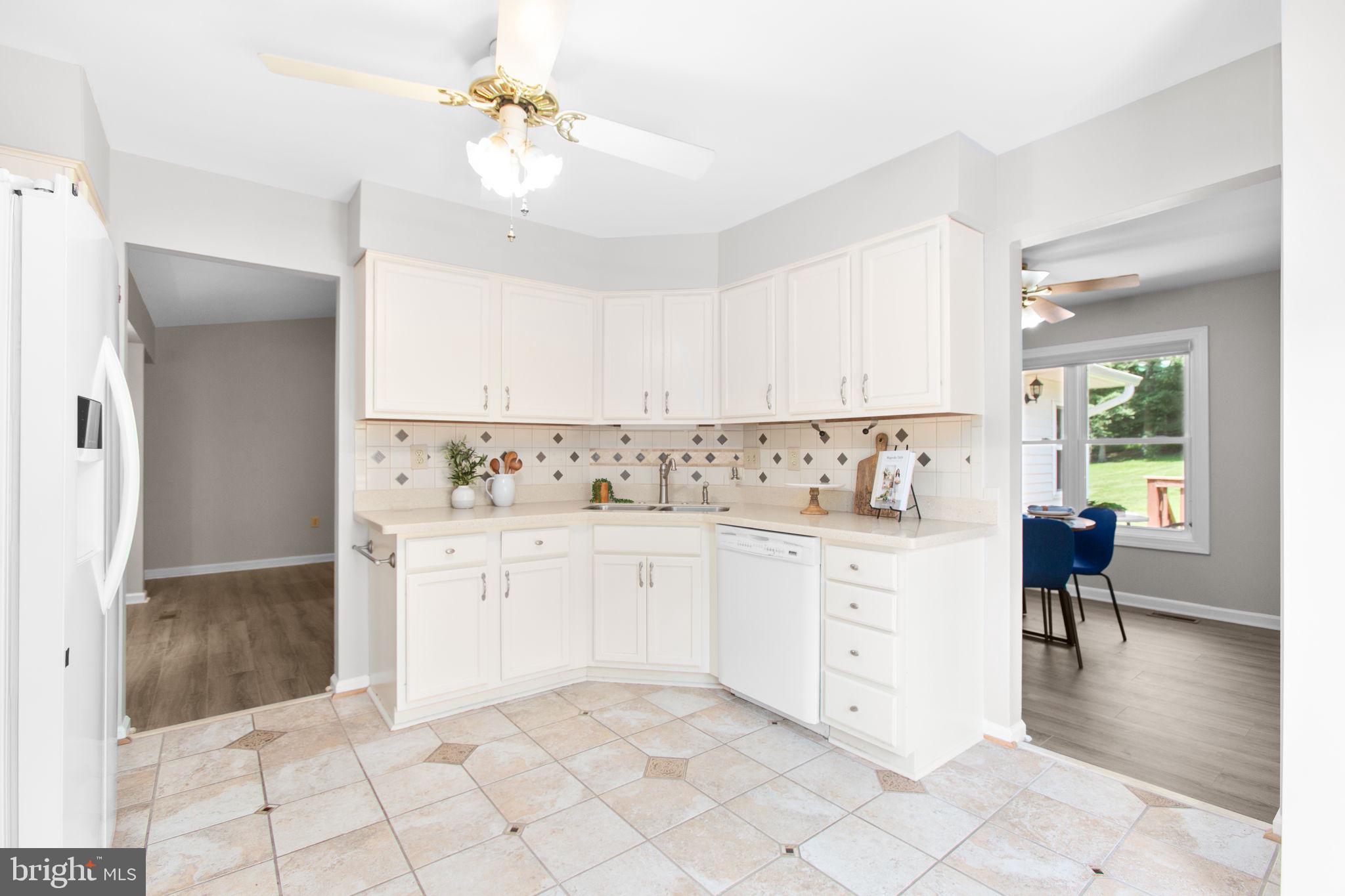 11923 Gardenia Dr