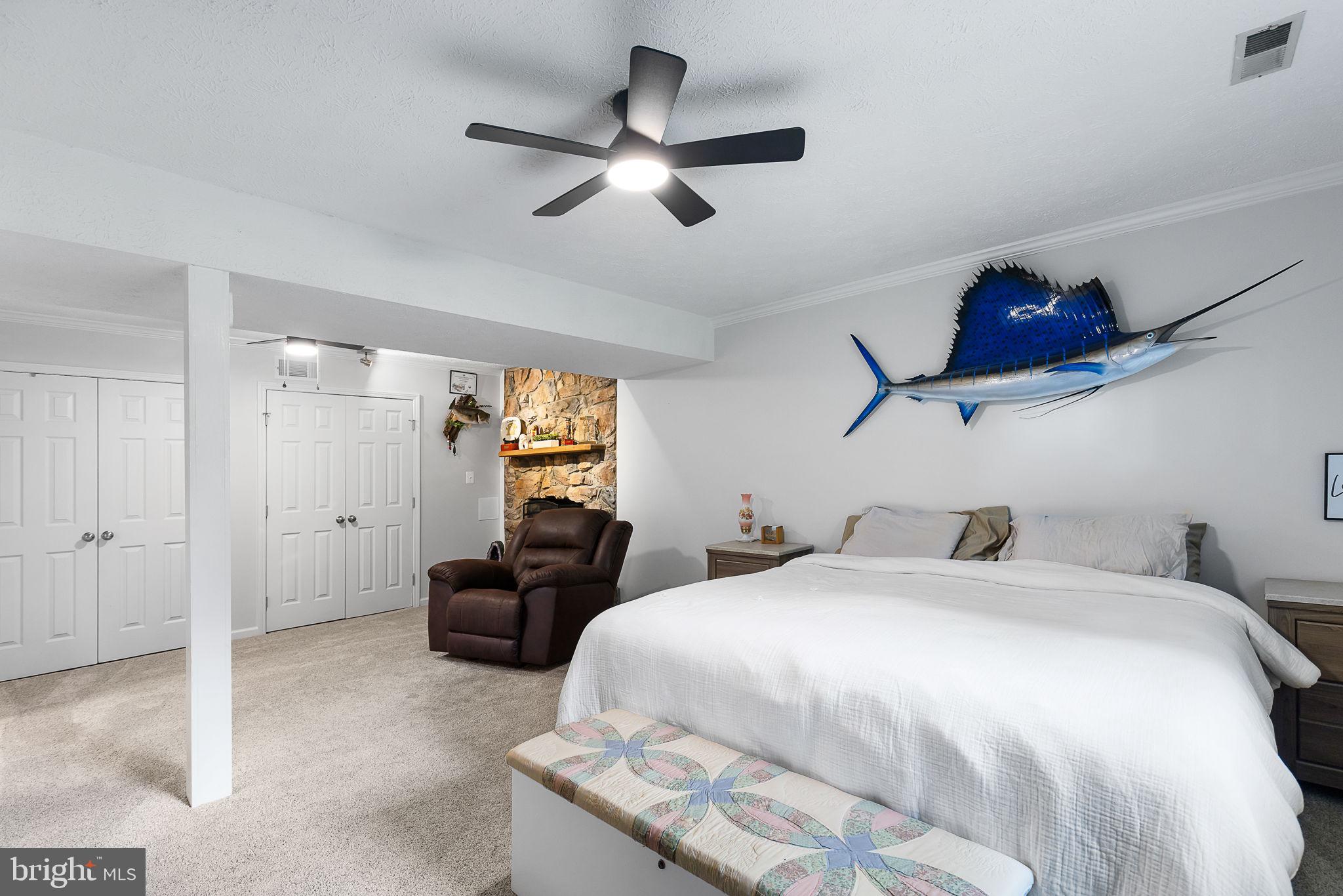 4 Palomino Ct