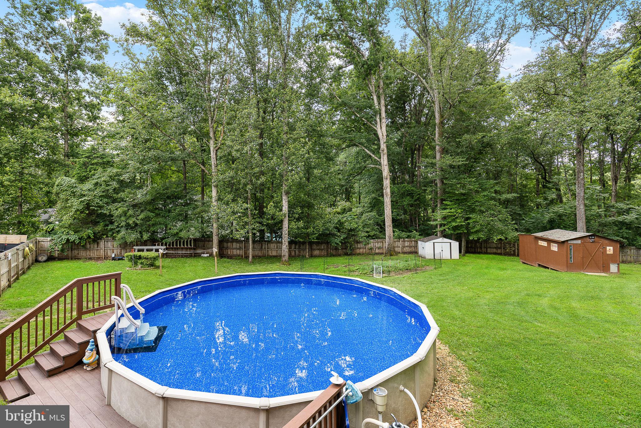 4 Palomino Ct