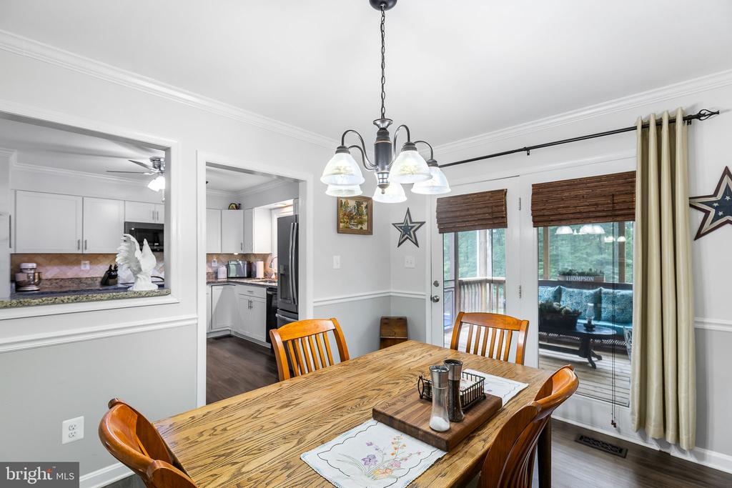 4 Palomino Ct