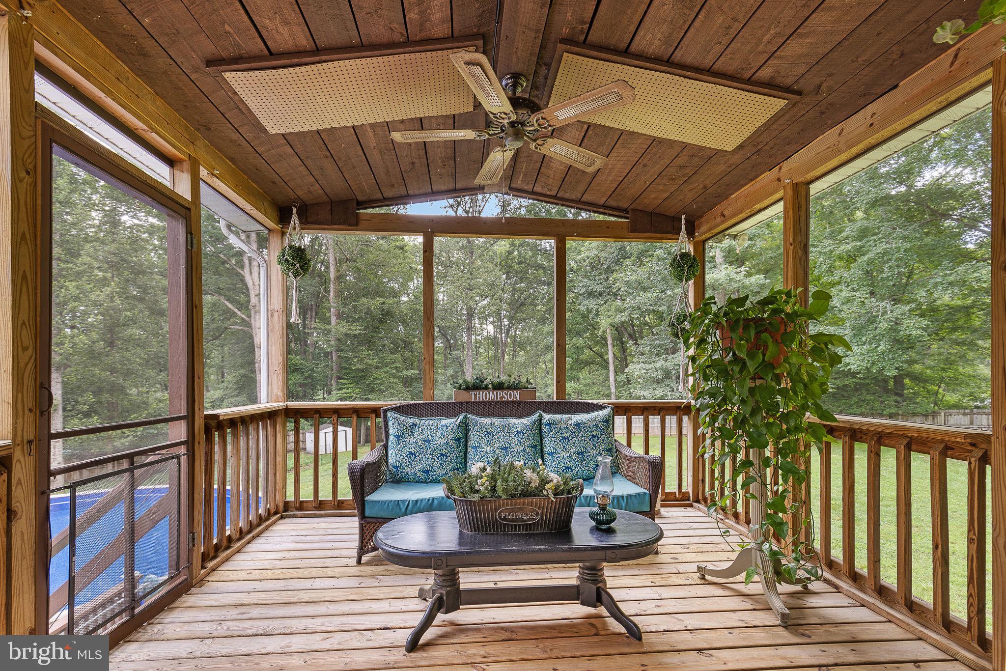 4 Palomino Ct