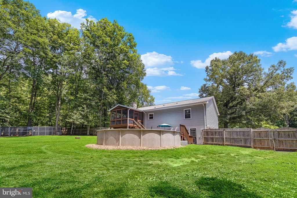 4 Palomino Ct