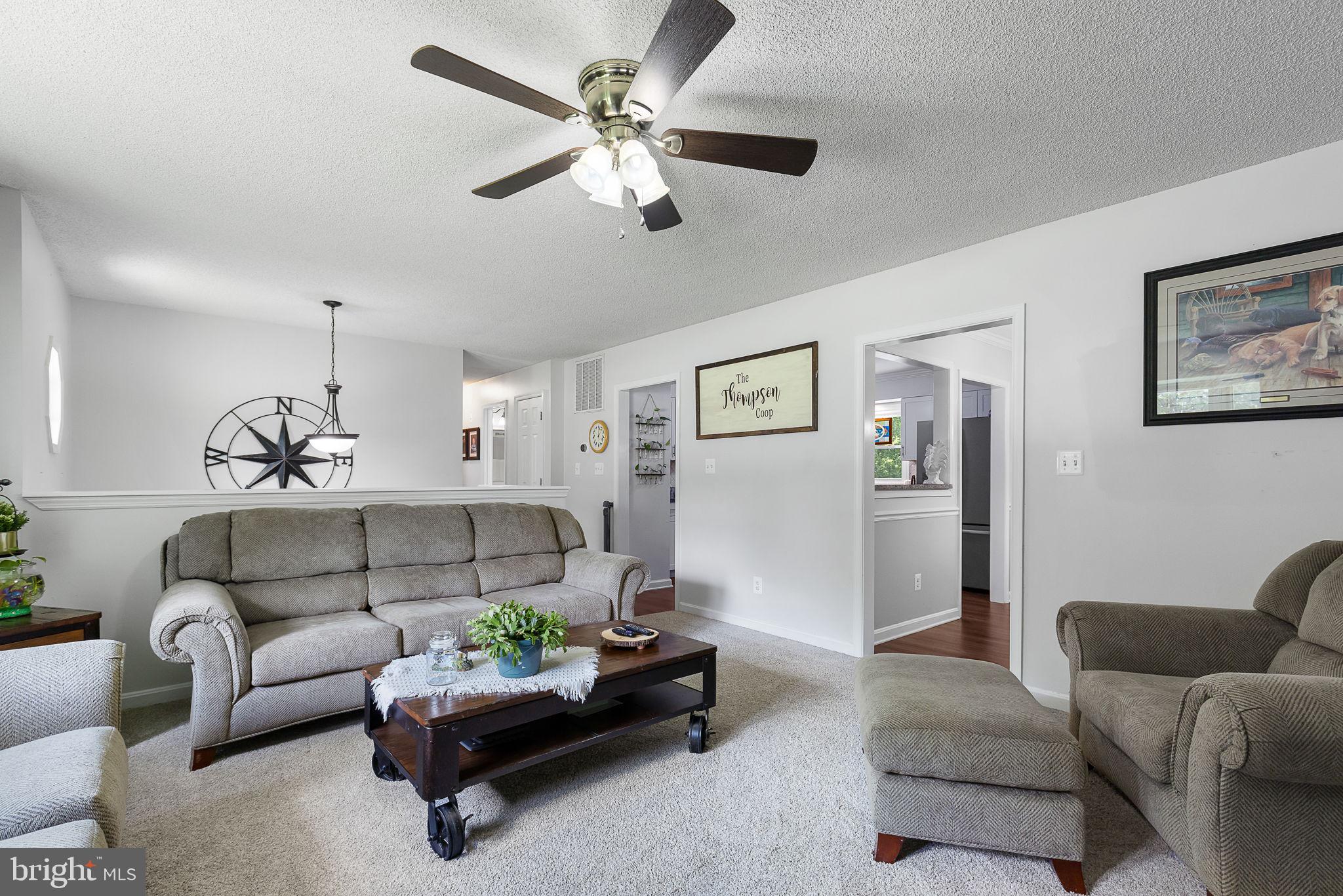 4 Palomino Ct