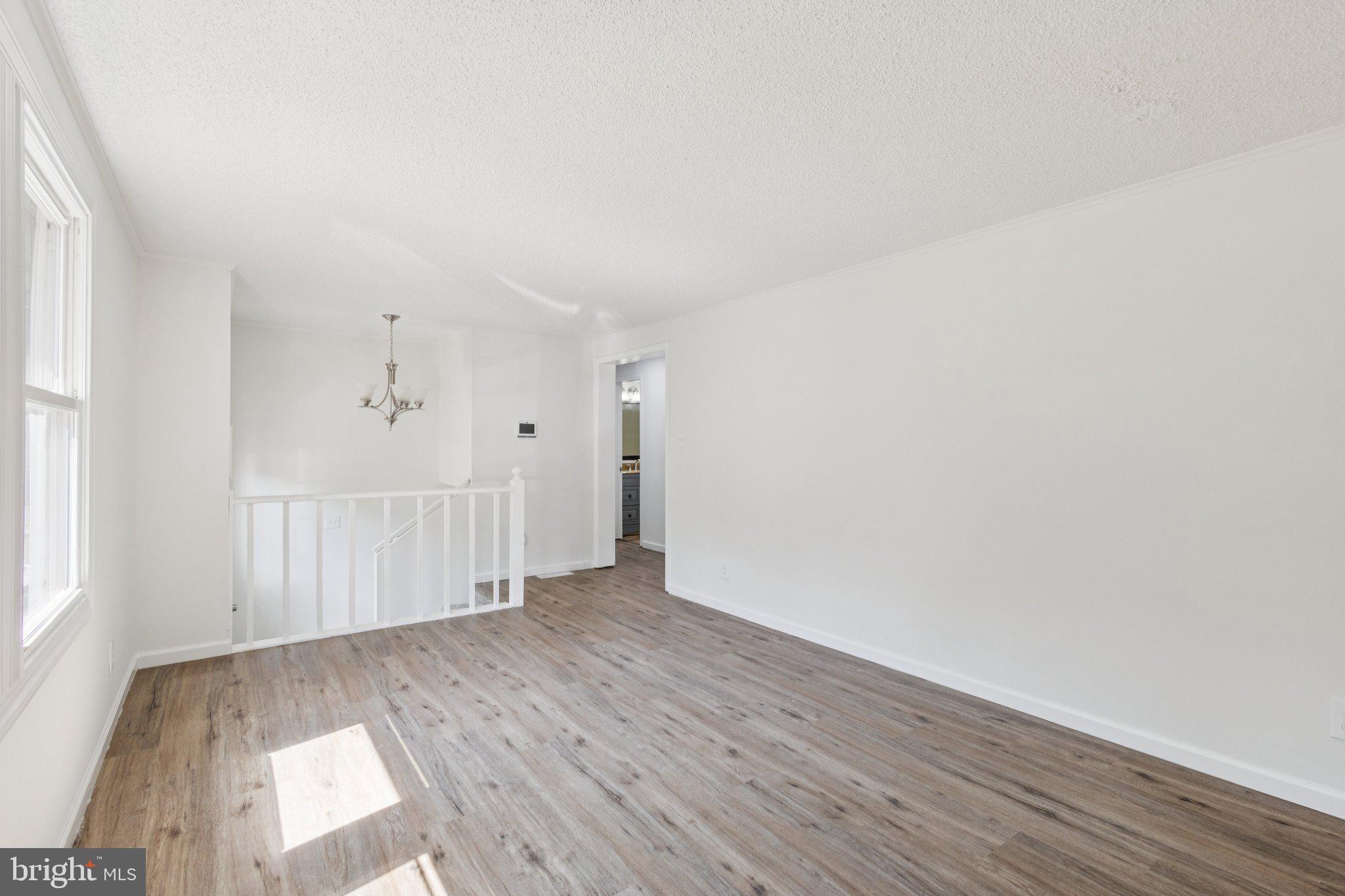6035 Loriella Park Dr