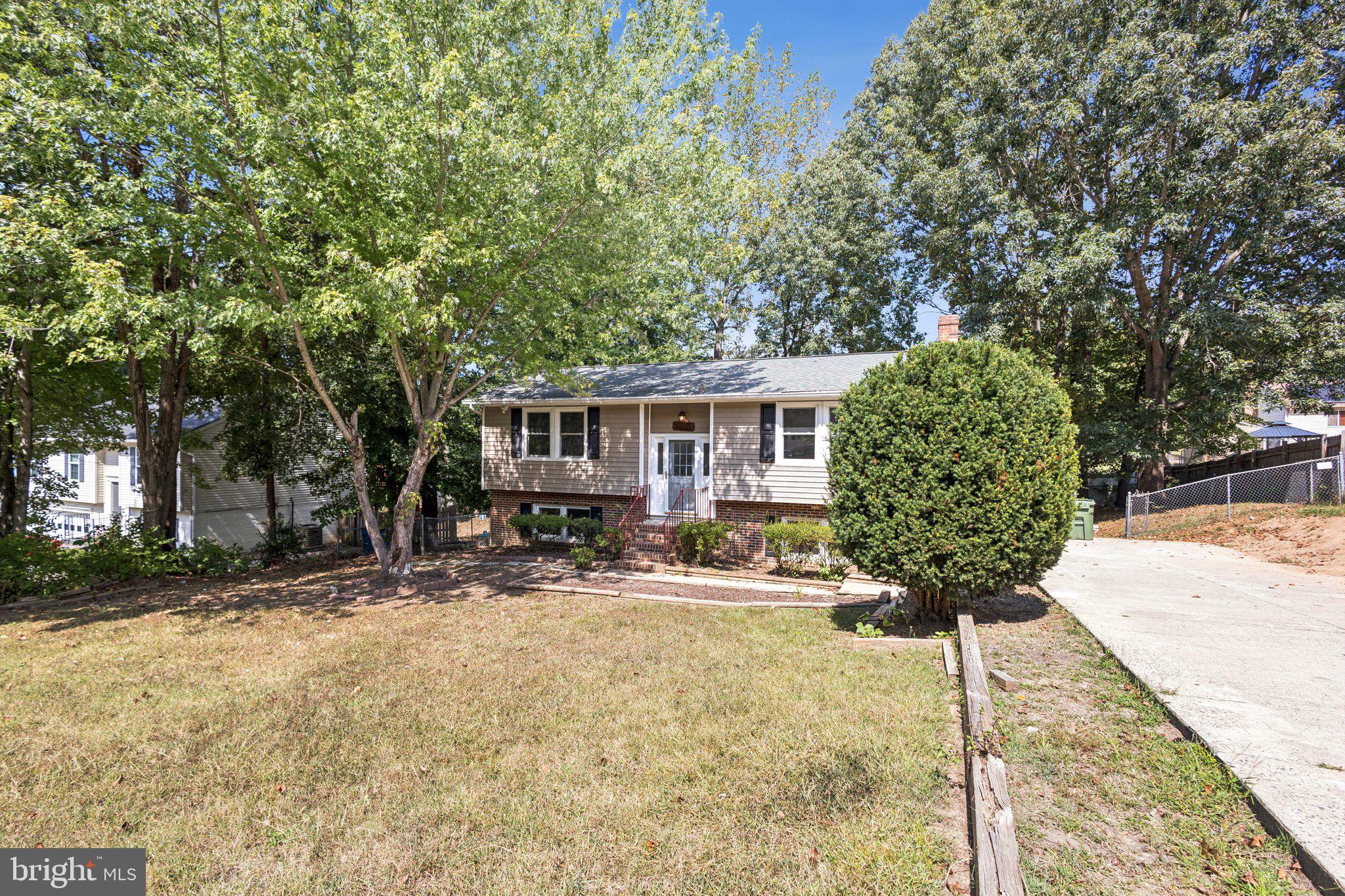 6035 Loriella Park Dr