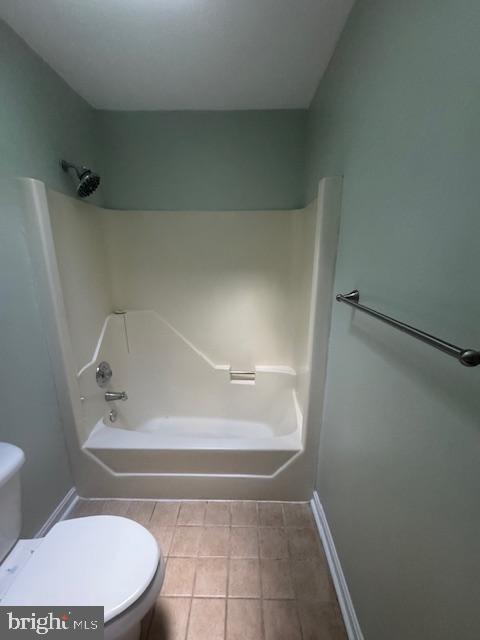704 CANDLE RIDGE CT