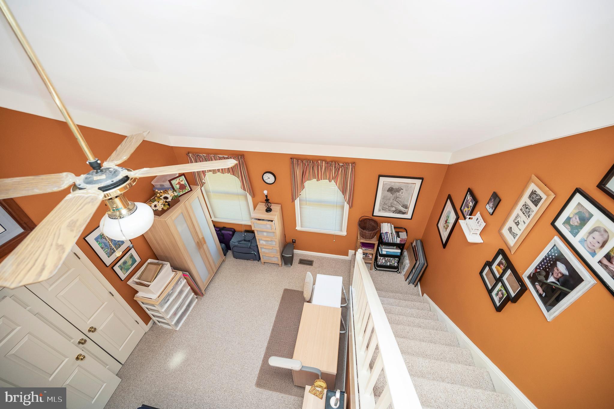 10415 Shaw Dr