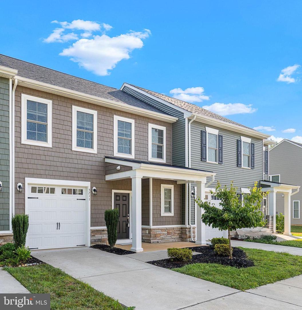 5711 Finley Rose Ct
