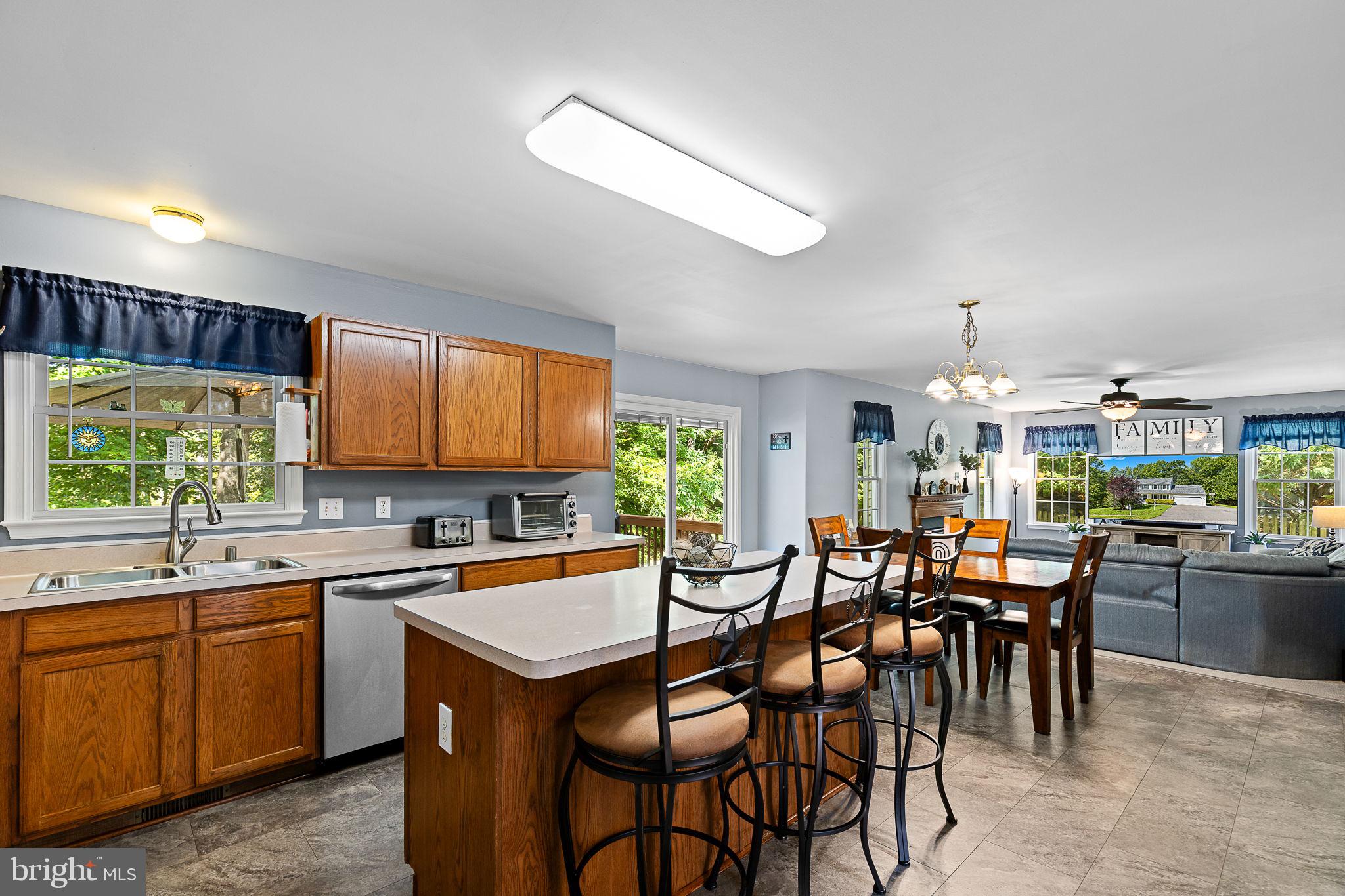 9610 Hickory Hill Dr