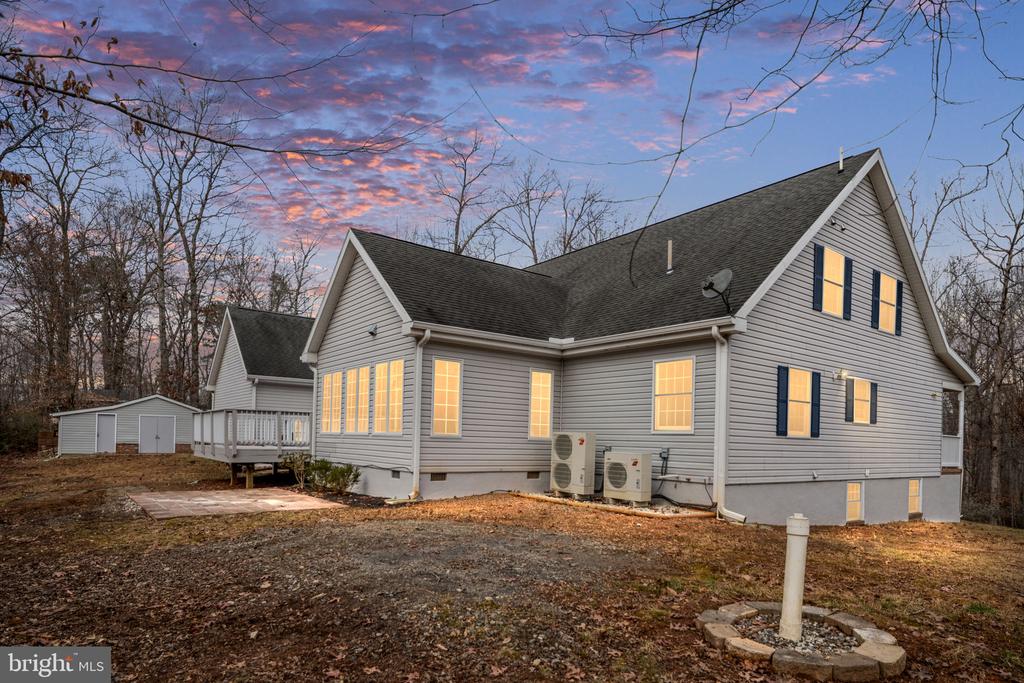 8200 HOWARD TRAIL