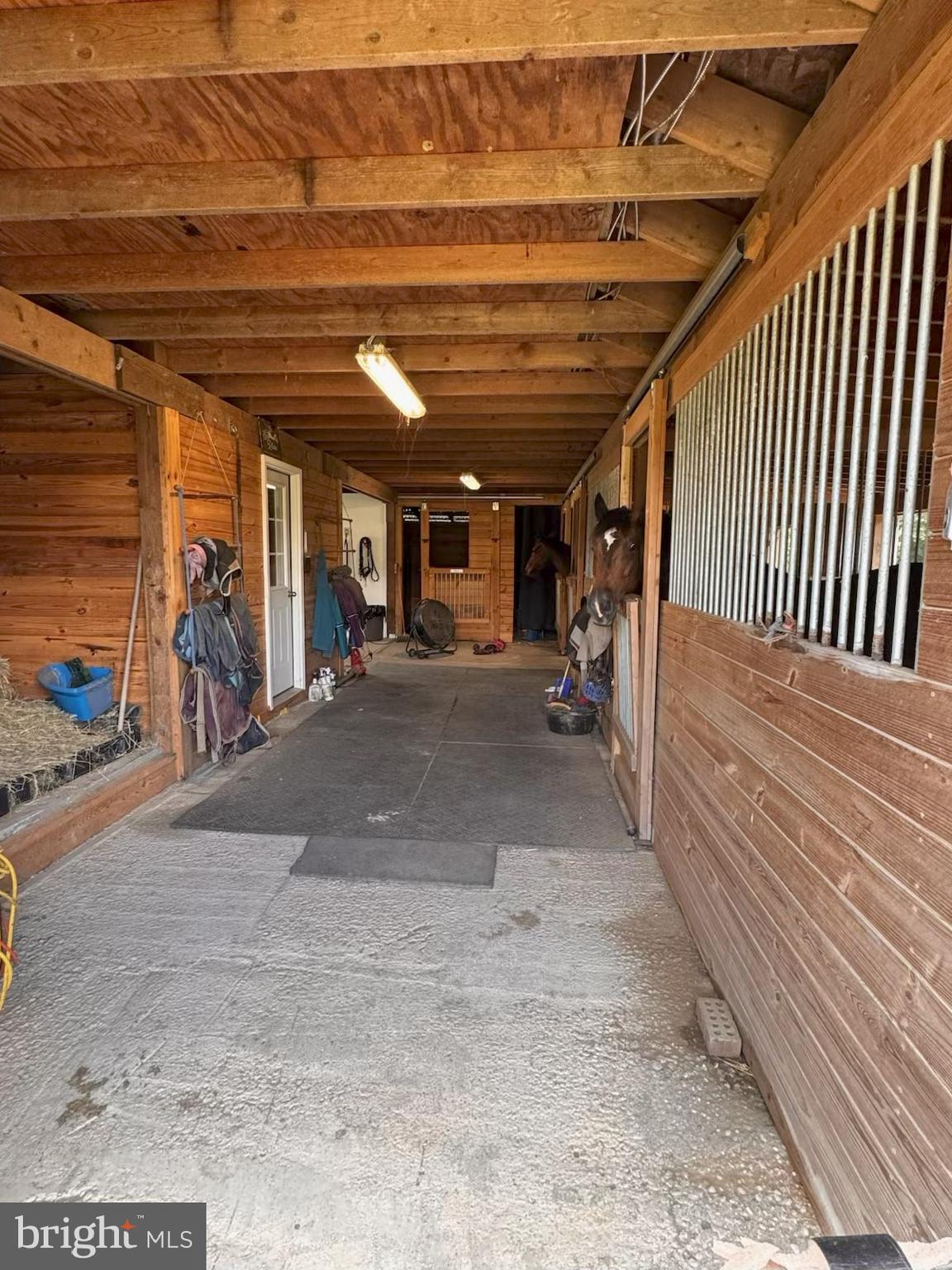 7330 SNOW HILL DRIVE