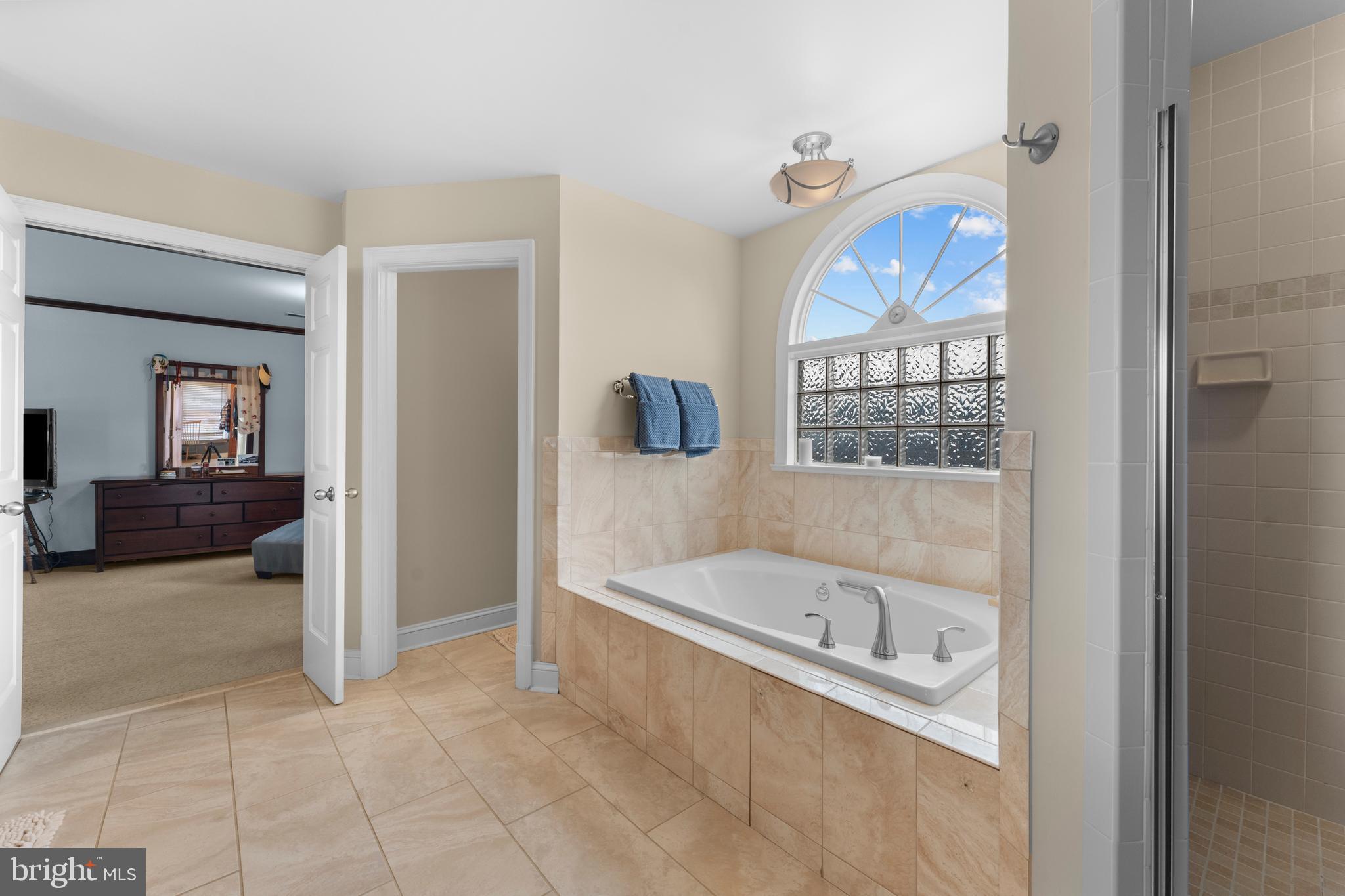 7330 SNOW HILL DRIVE