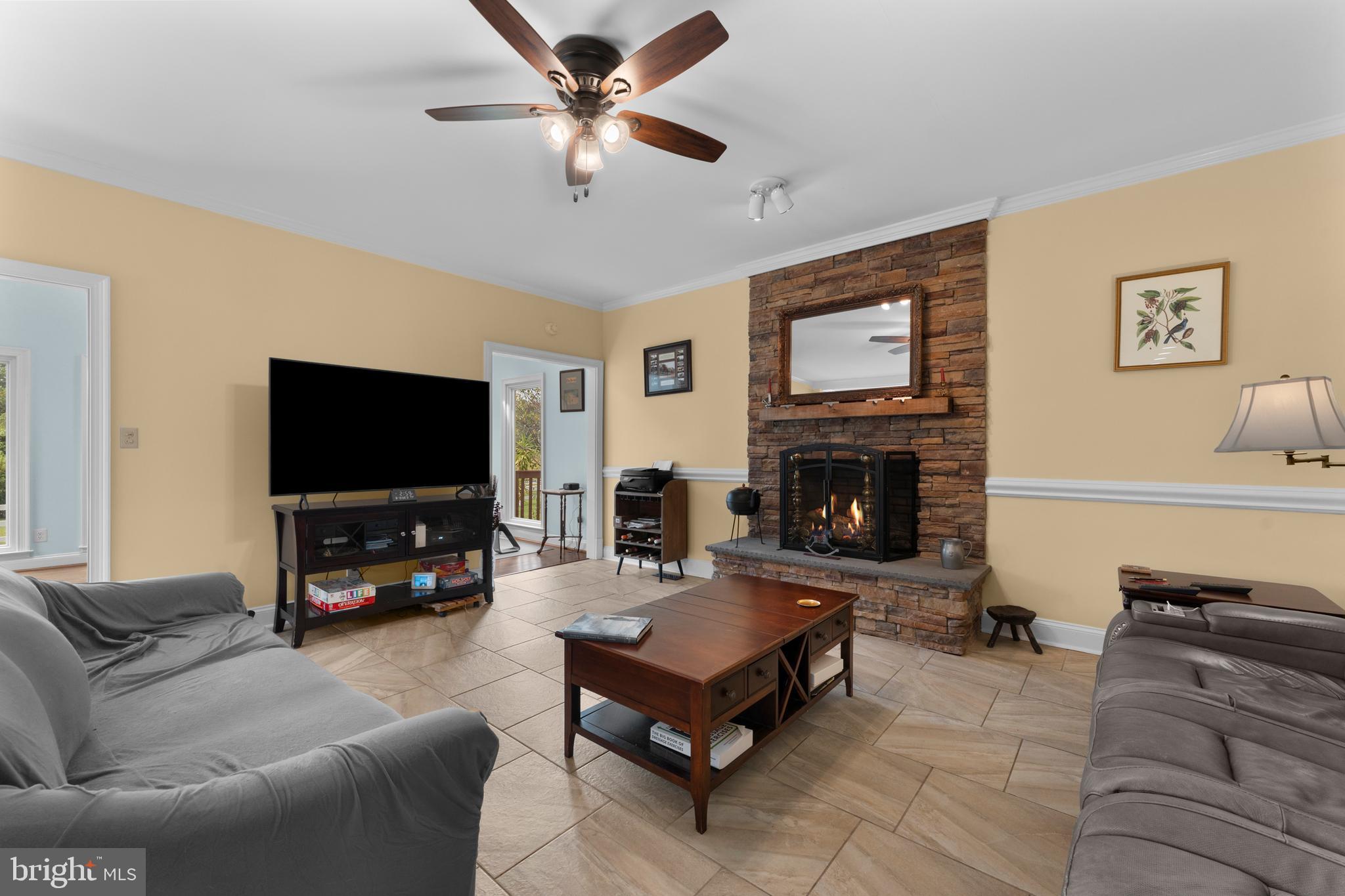 7330 SNOW HILL DRIVE