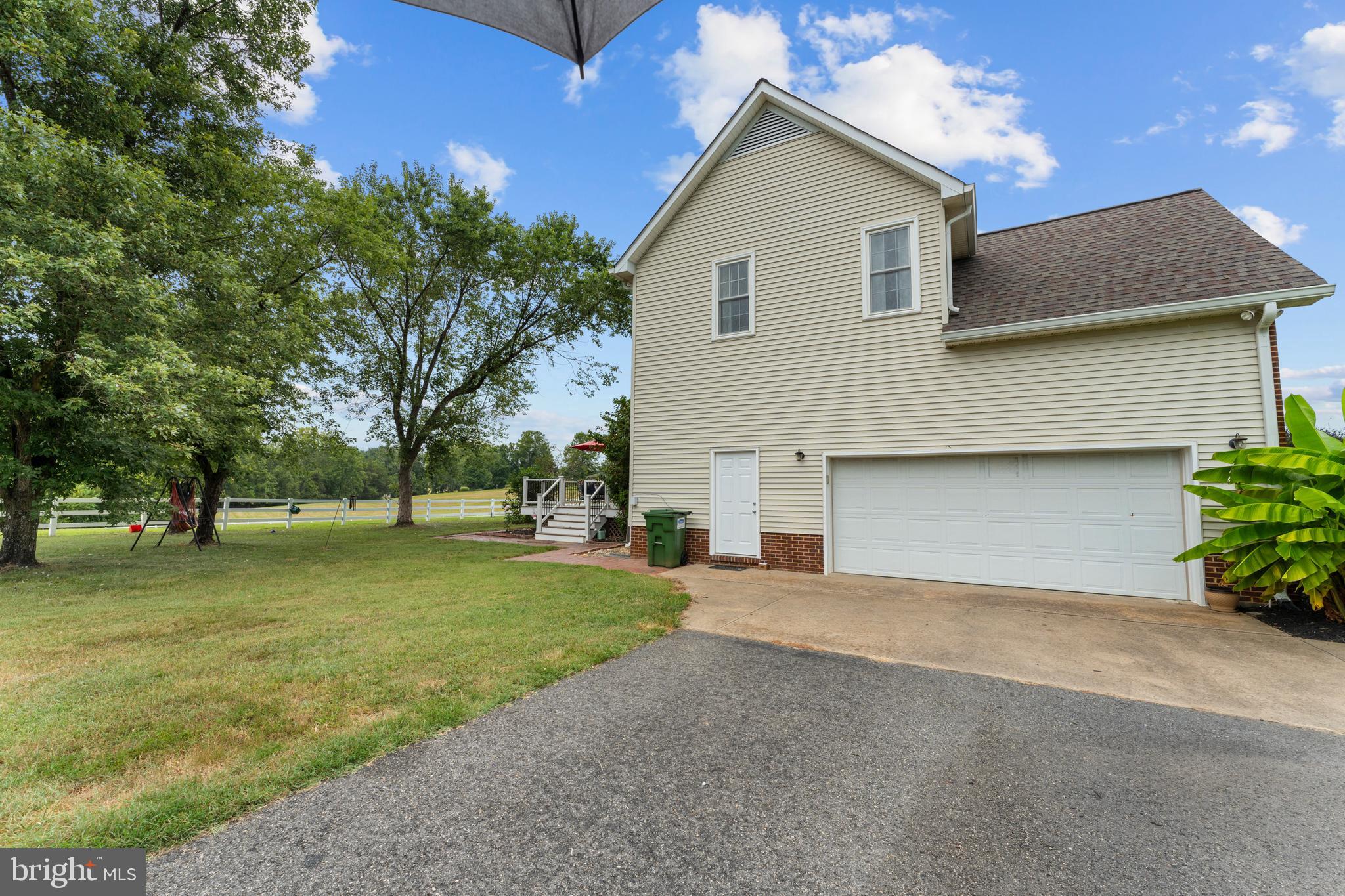 7330 SNOW HILL DRIVE