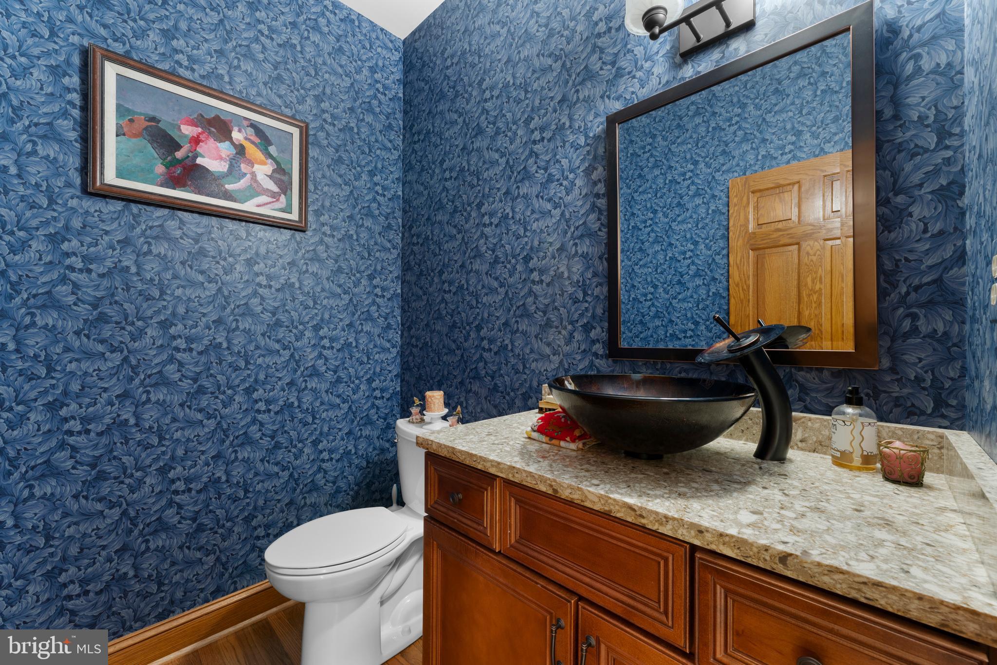 7330 SNOW HILL DRIVE