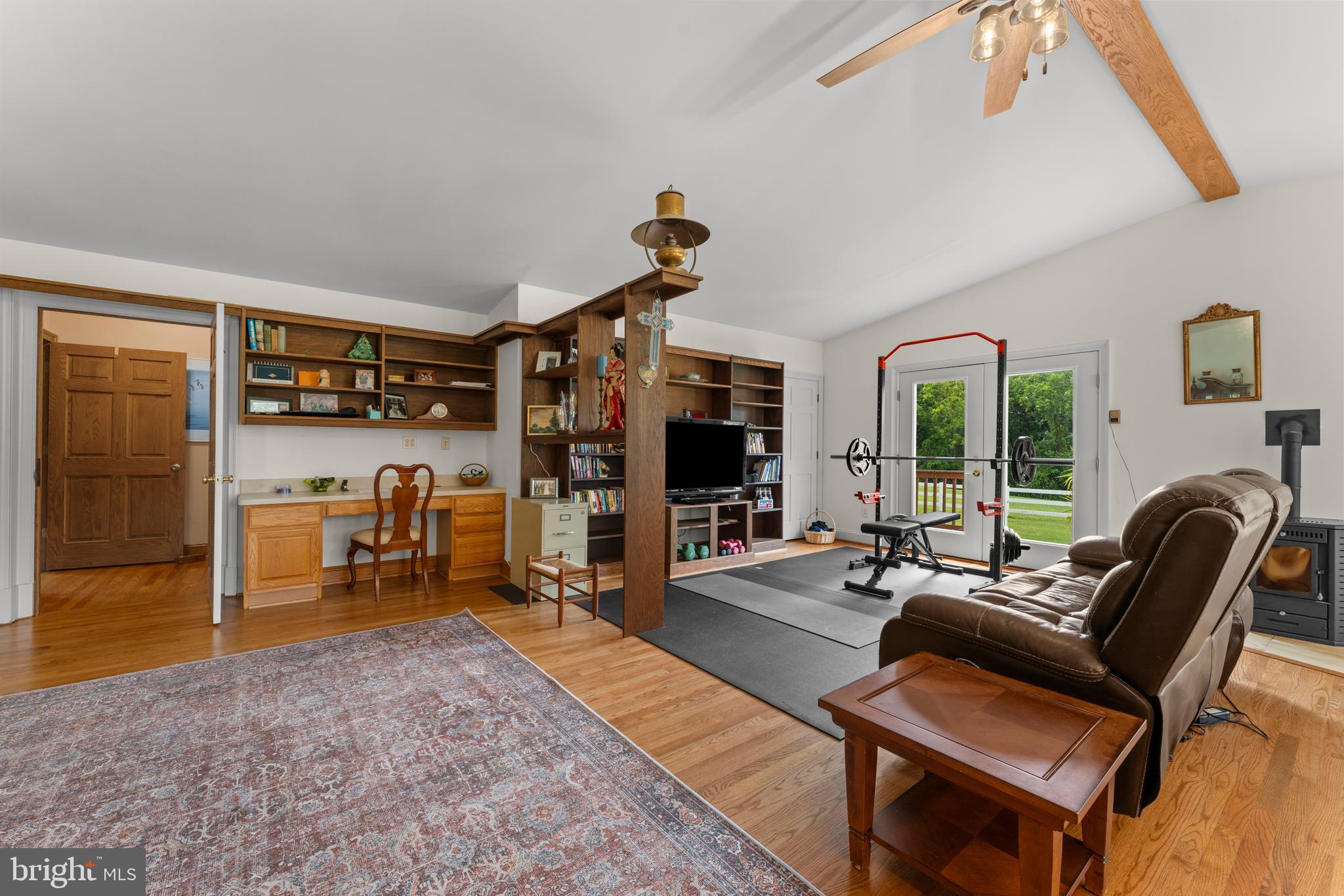 7330 SNOW HILL DRIVE