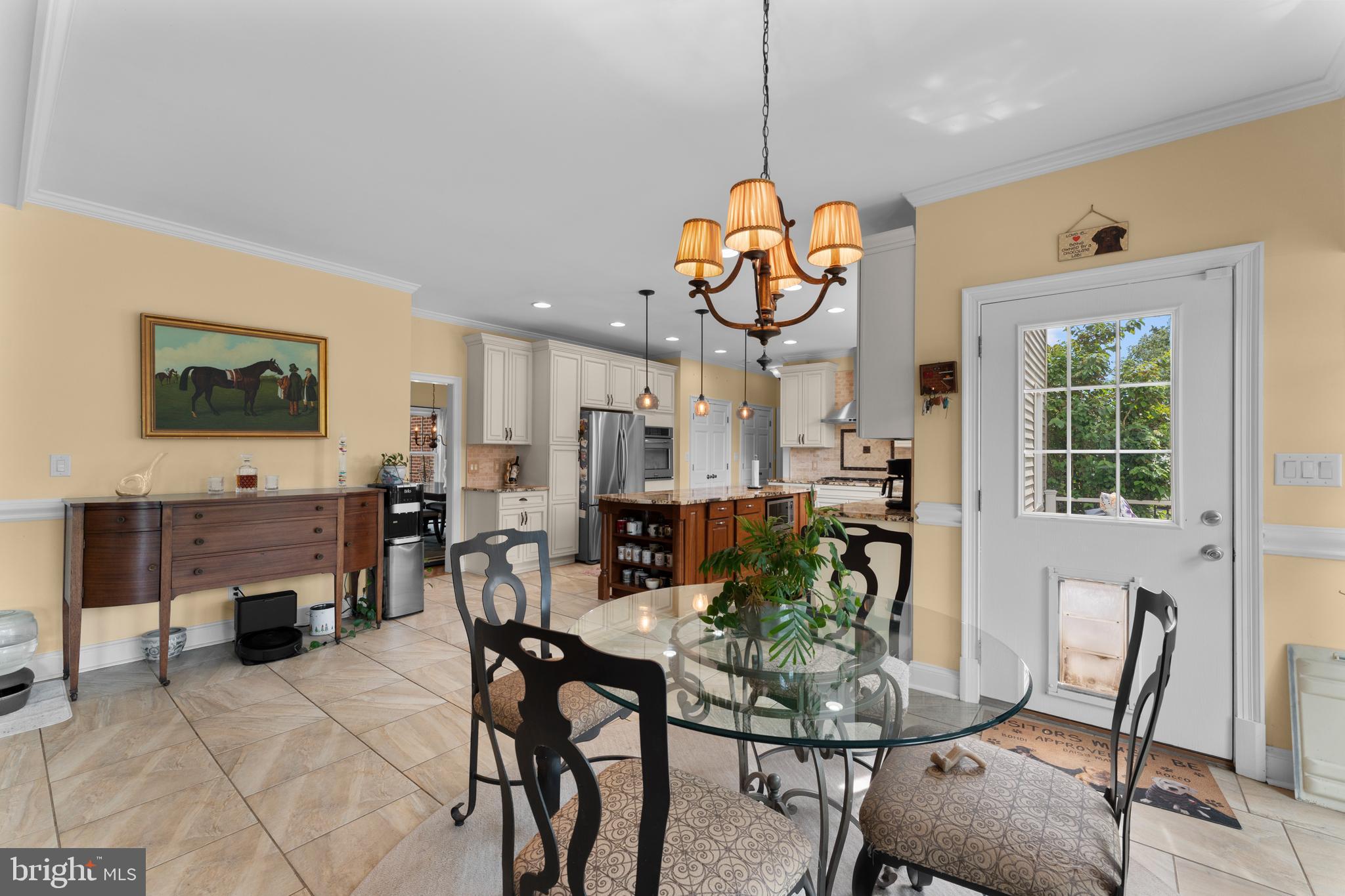 7330 SNOW HILL DRIVE