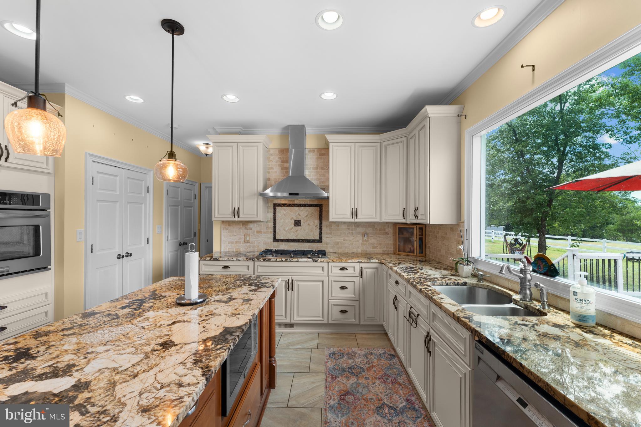 7330 SNOW HILL DRIVE